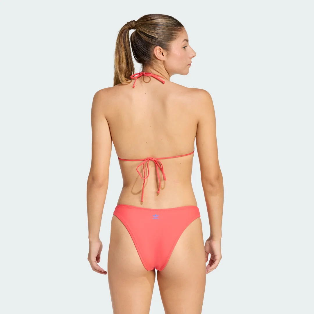 Detalle 2 de Sujetador de bikini Adicolor de Adidas – Rojo