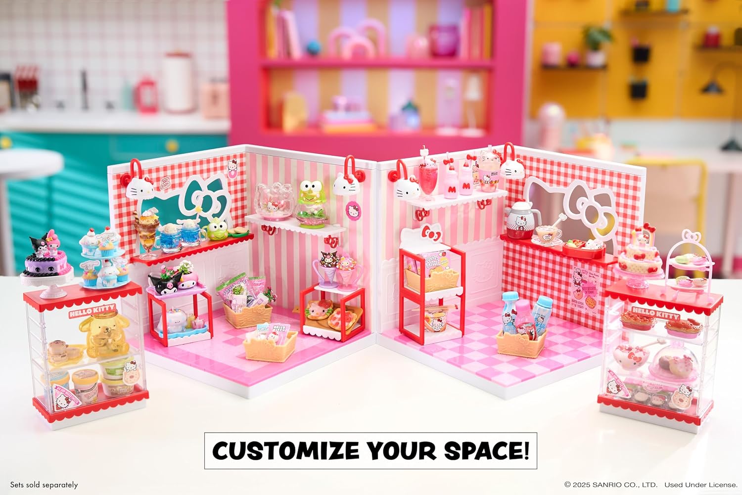 Detalle de MGA's Miniverse Make It Mini Spaces Hello Kitty – Baukasten zum individuellen Gestalten