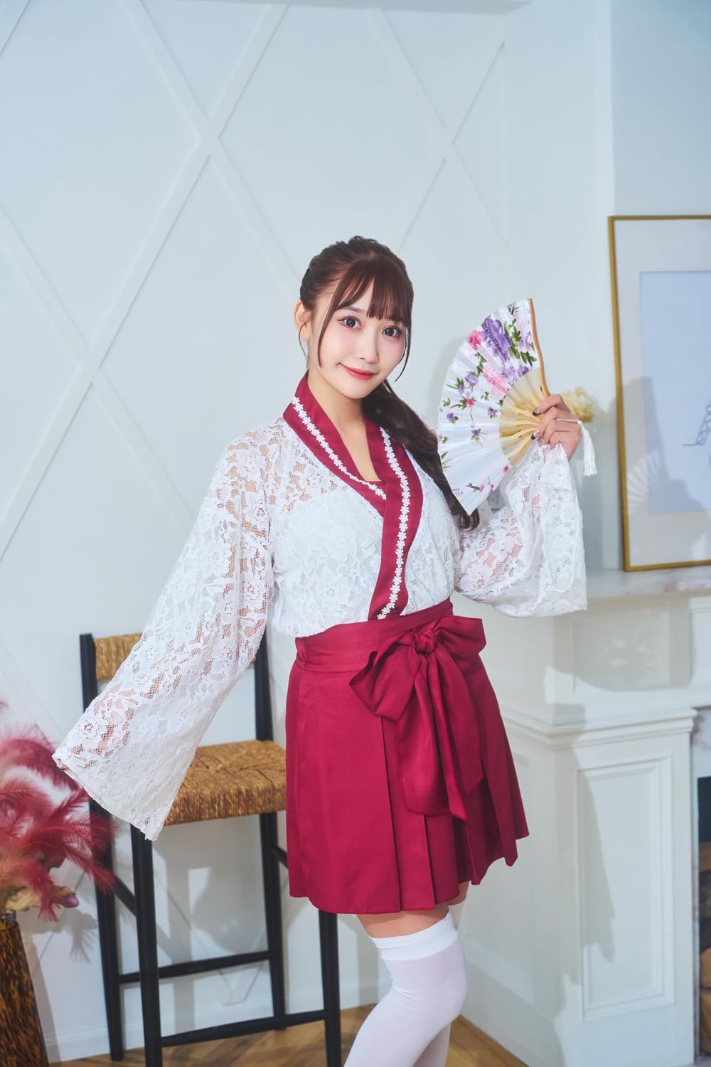 Detalle de クリアストーン(Clearstone) GLOWHOLIC レースミニ巫女コスチューム レッド トップス・スカートセット