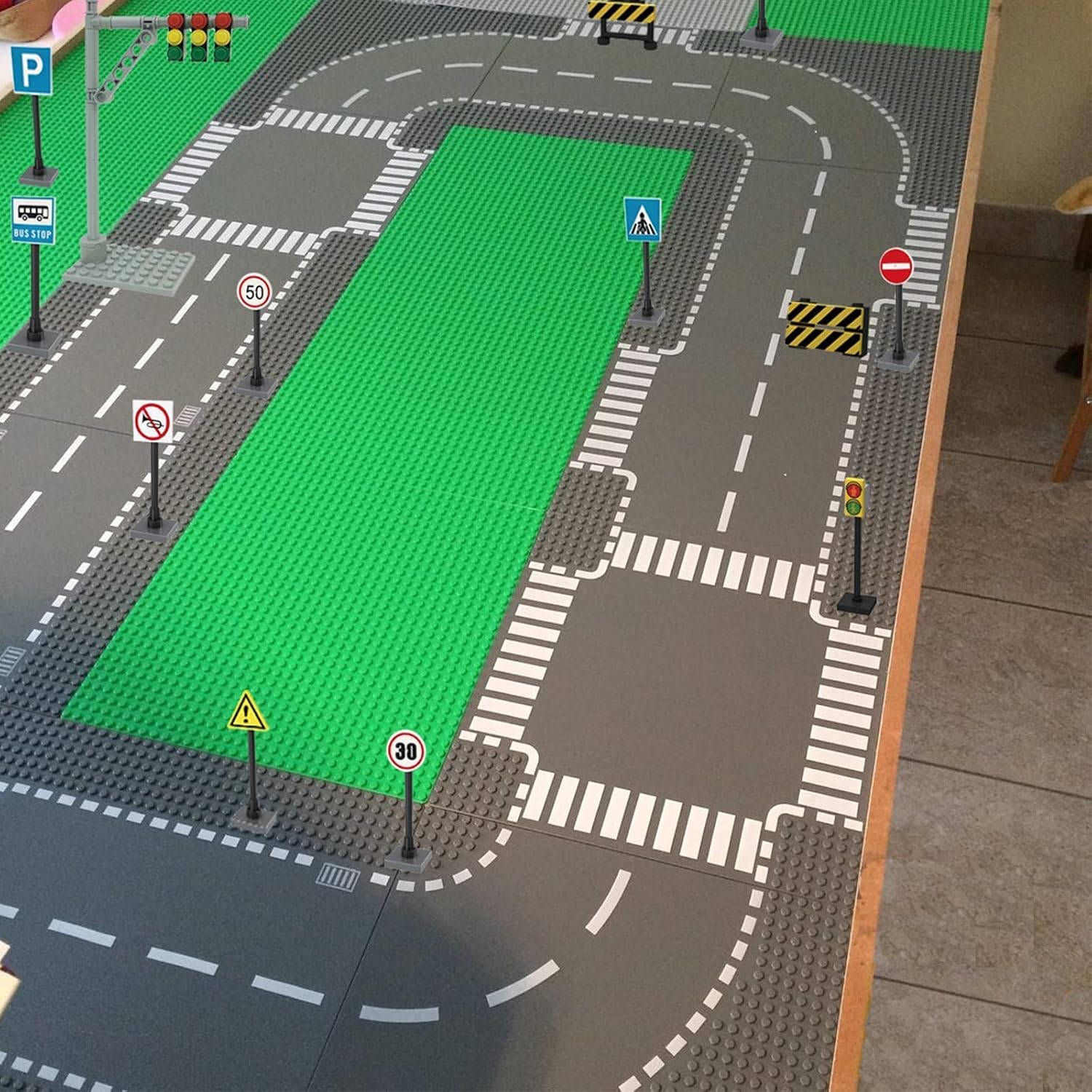Detalle de shineFinder City Set verkeersbordenset voor bouwplaten en bouwstenen