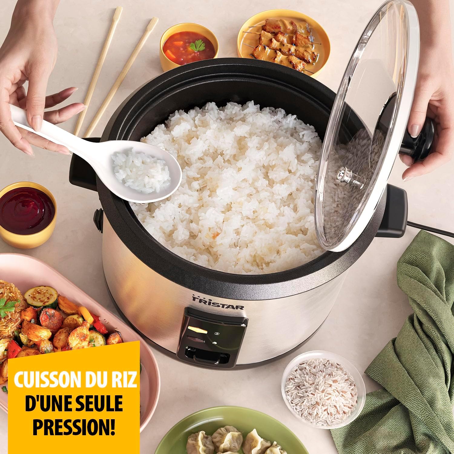 Detalle de Tristar Cuiseur à Riz RK-6148 – 1,8 L, inox et couvercle en verre, maintien au chaud