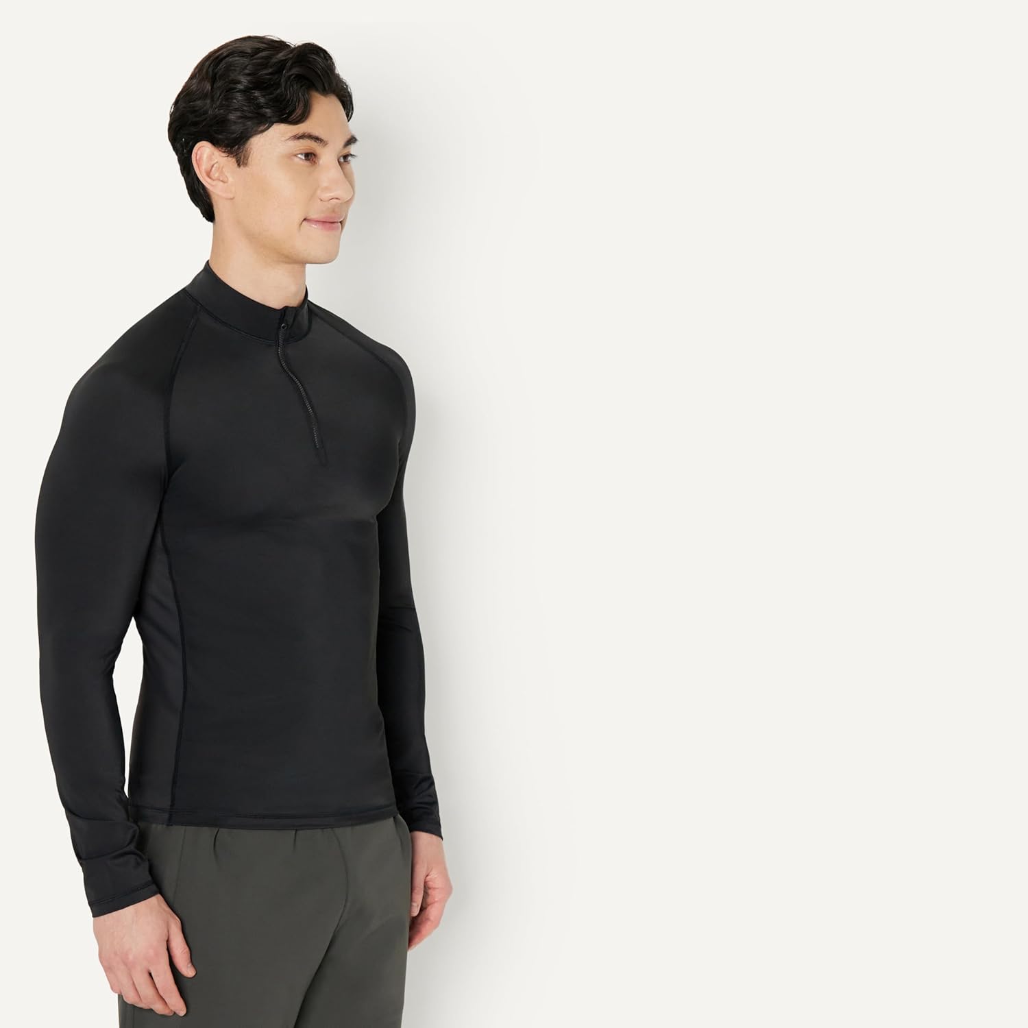 Detalle de Amazon Essentials Men's Long-Sleeve Quarter Zip Rash Vest