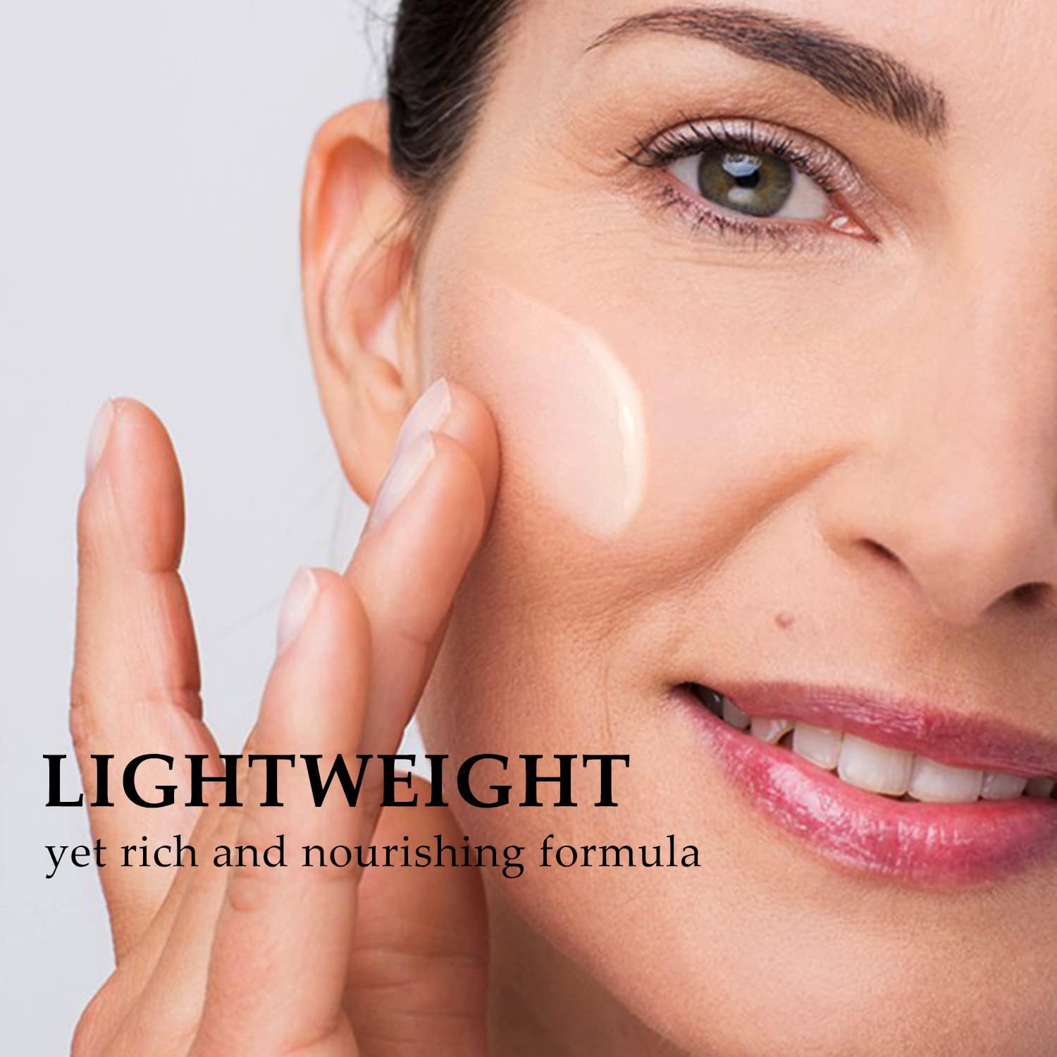 Detalle 2 de Kleem Organics Suero Vitamina C con Ácido Hialurónico