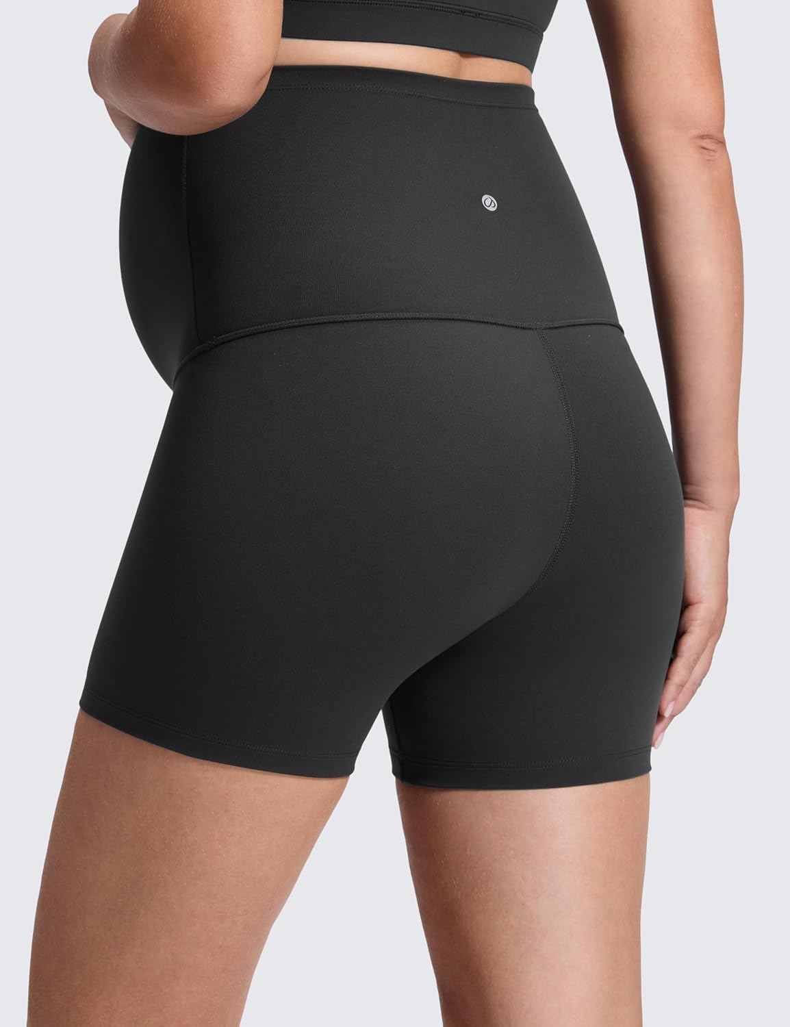 Detalle 2 de CRZ YOGA Butterluxe Short de maternité femme super doux (sur le ventre, taille ultra haute, 15 cm)