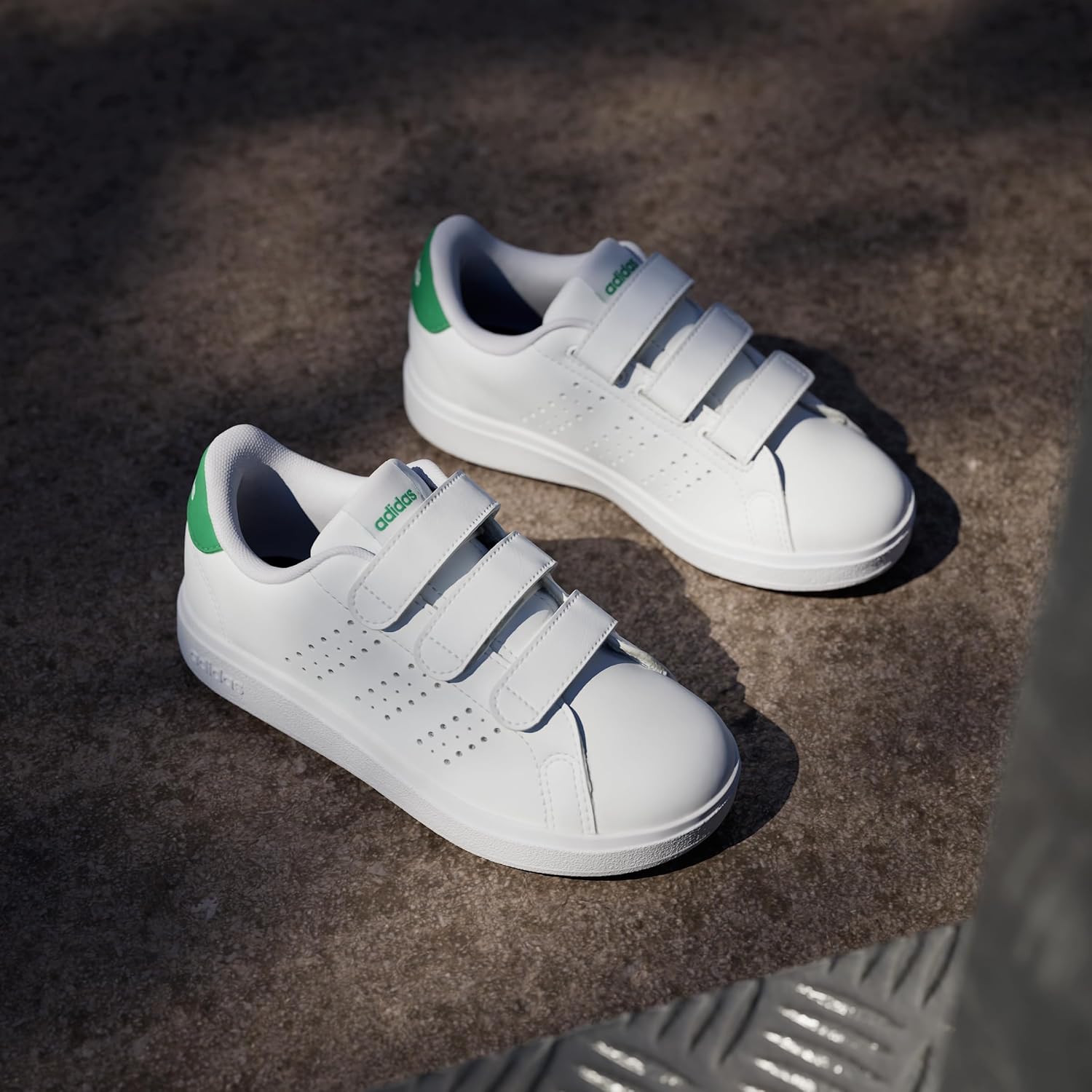 Detalle de adidas Advantage 2.0 Shoes Children Zapatos bajos blanco/verde