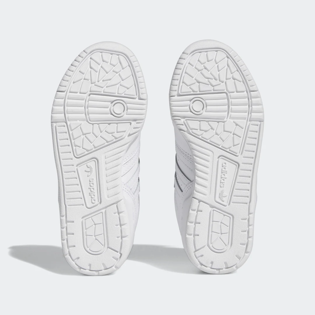 Thumbnail 2 de Zapatilla Rivalry Low (Niños) de Adidas: comodidad y estilo en blanco para peques