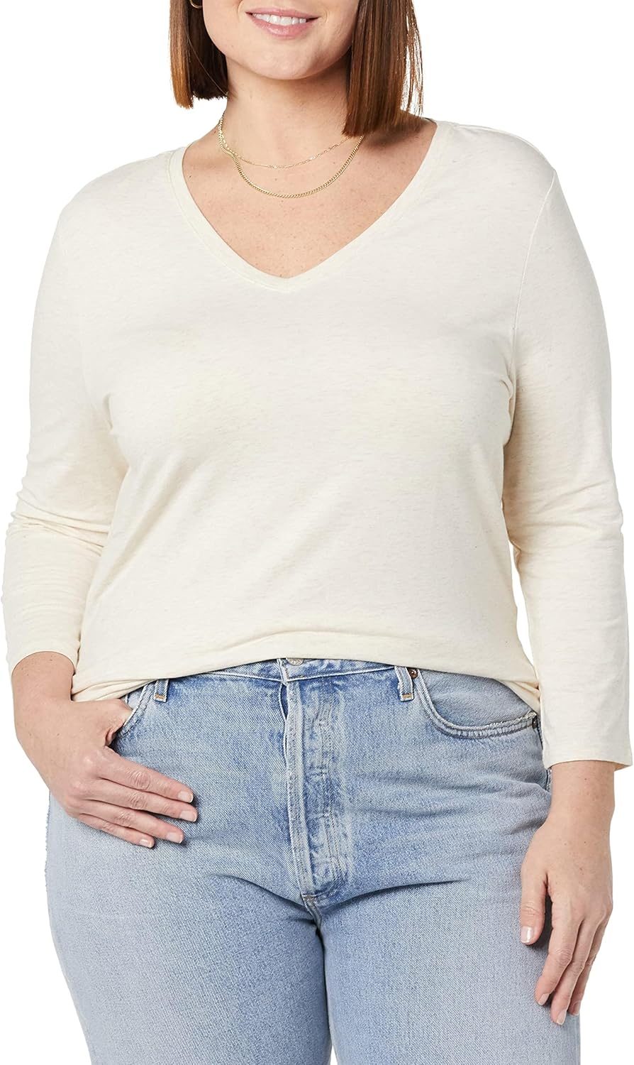 Thumbnail 6 de Amazon Essentials Women’s Regular-Fit 3/4 Sleeve V-Neck T-Shirt (Plus Size available)