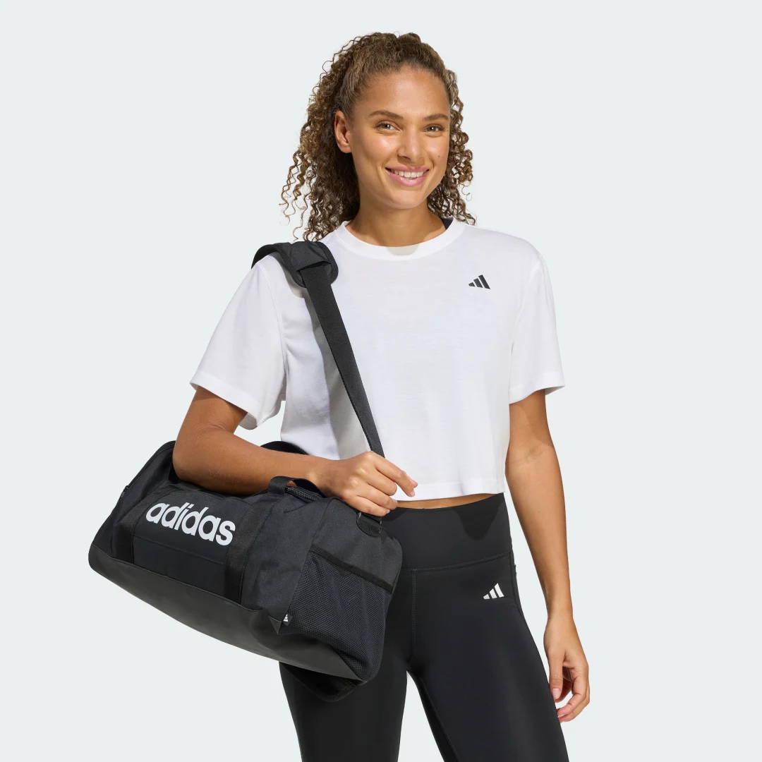 Imagen de Bolsa de deporte pequeña Linear de Adidas – práctica y ligera para tu día a día en OfertitasTOP