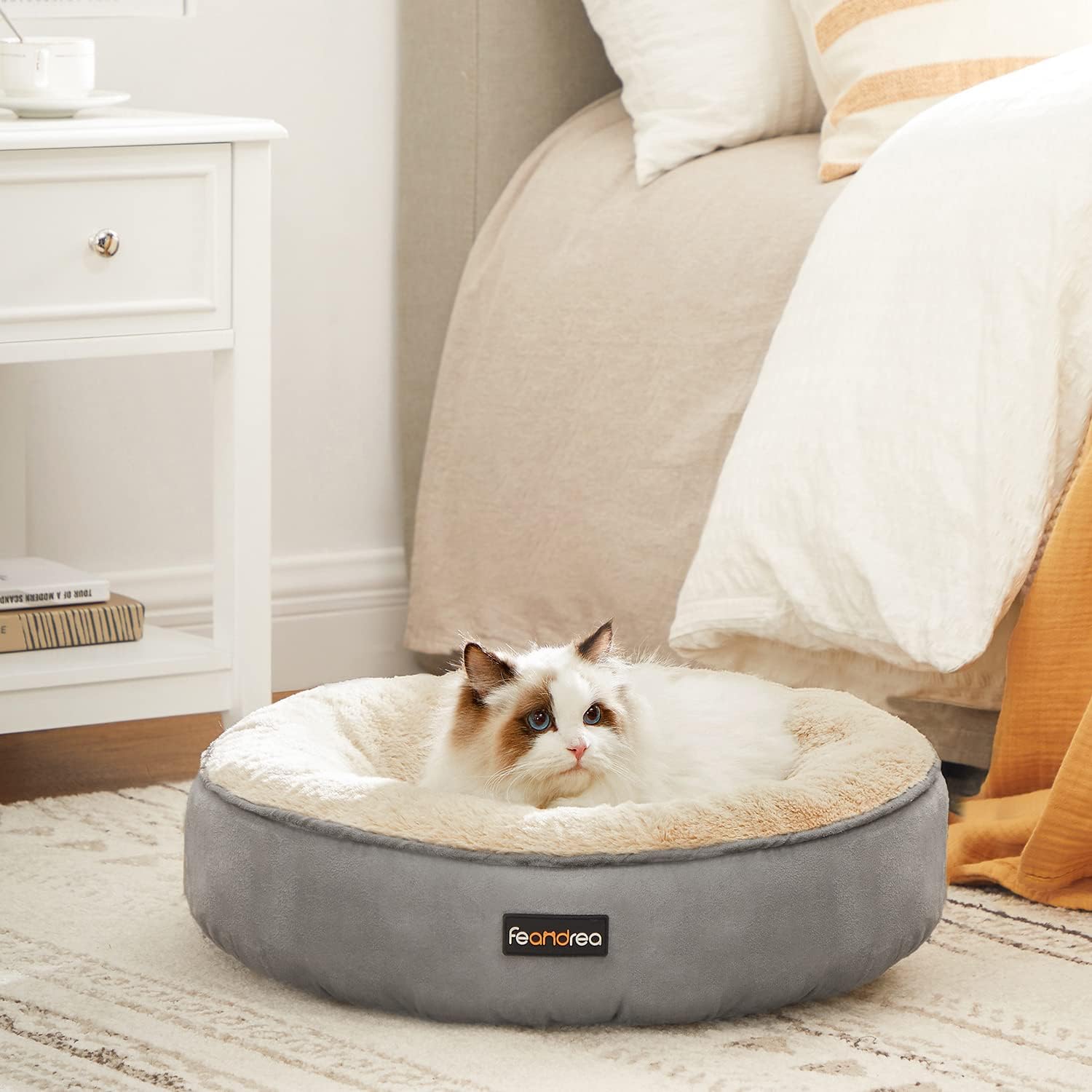 Detalle de FEANDREA Dog Bed, Doughnut Cat Bed, Round, 50 cm Dia., Light Grey