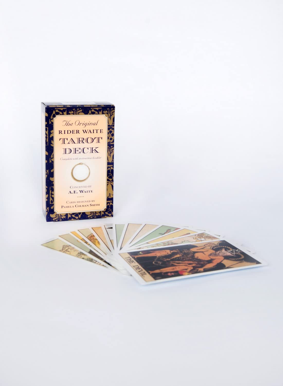 Thumbnail 1 de The Original Rider Waite Tarot Deck (78 cards) by Penguin
