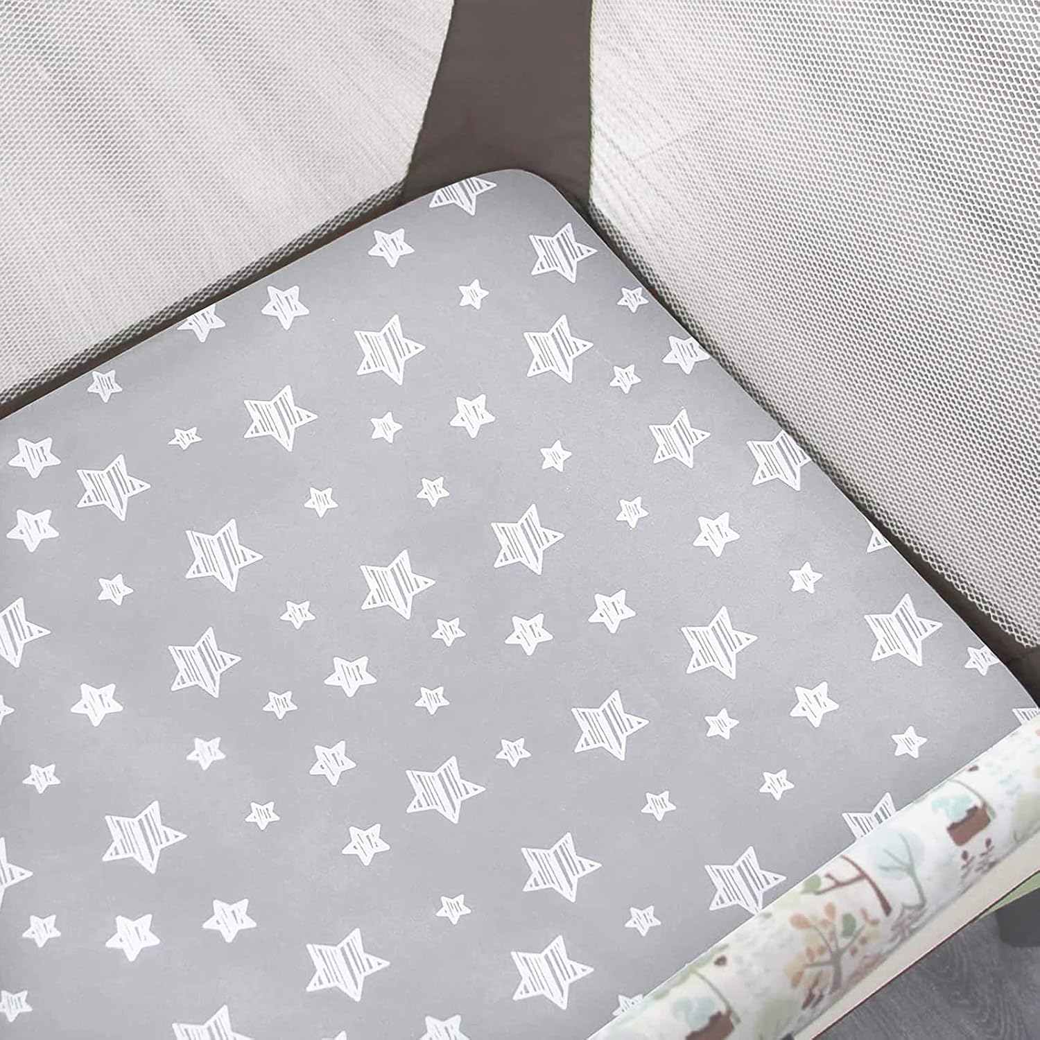Detalle de Moonsea Mini Crib and Playard Fitted Sheets, 2-Pack, Grey and White Stars