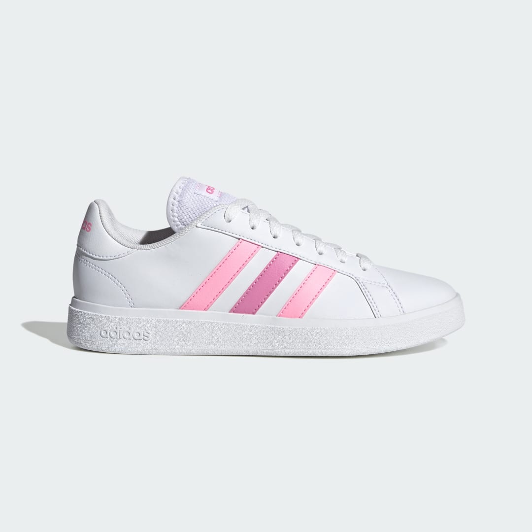 Detalle de Adidas Grand Court TD Lifestyle Court Casual: confort y estilo urbano en blanco