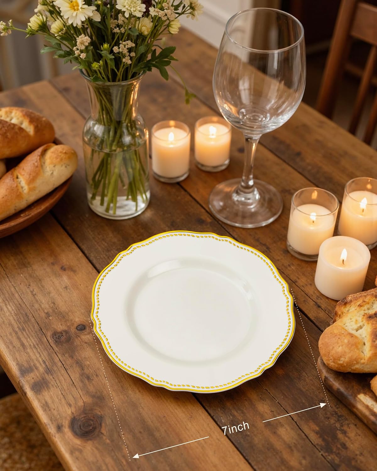 Detalle de Hioasis 60pc Ivory & Gold Disposable Dinnerware Plates (7-inch) for Parties and Weddings