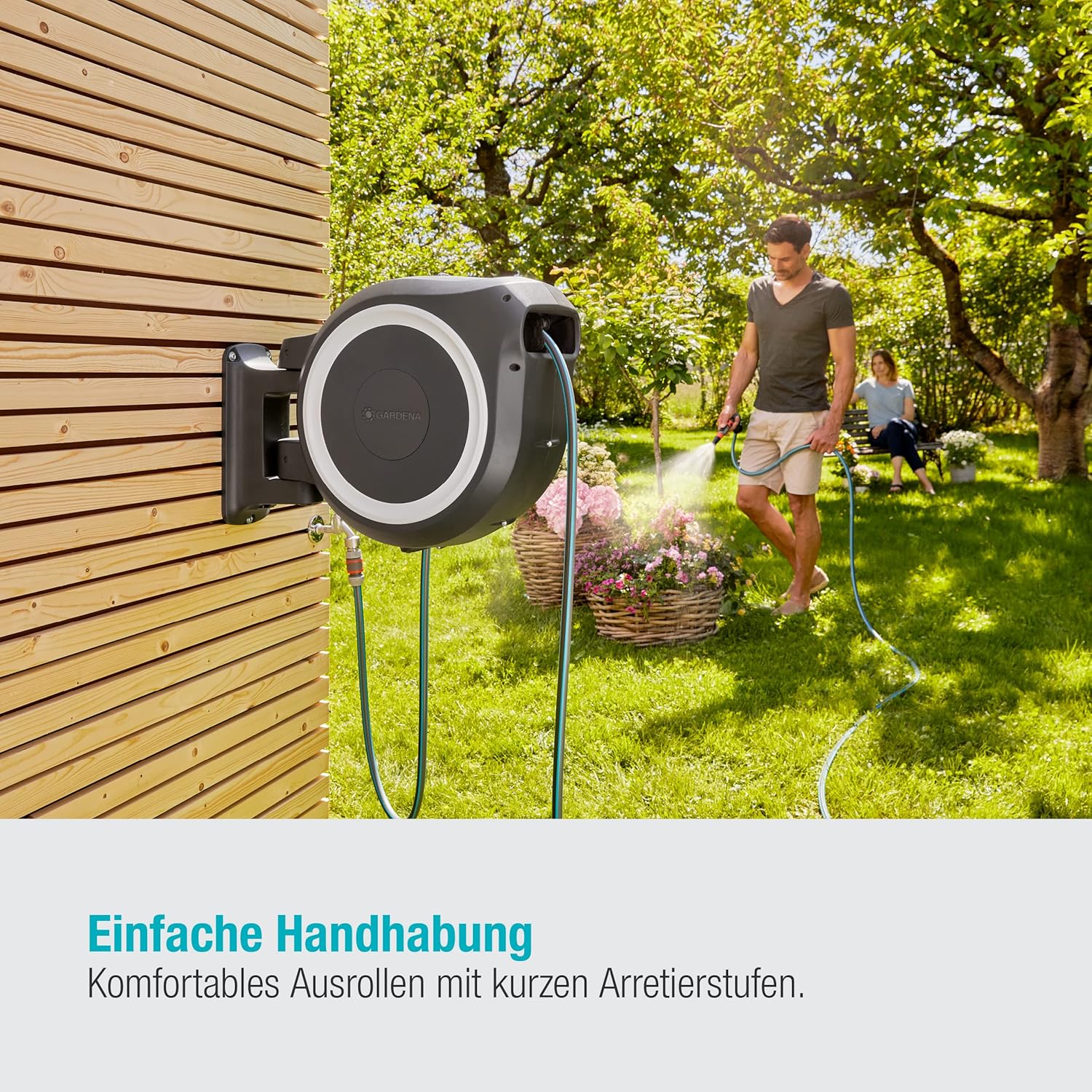 Detalle 2 de Gardena Wand-Schlauchbox Rollup XL (weiß) – Flexible Bewässerung für große Gärten, schwenkbar, inkl. Qualitätsschlauch
