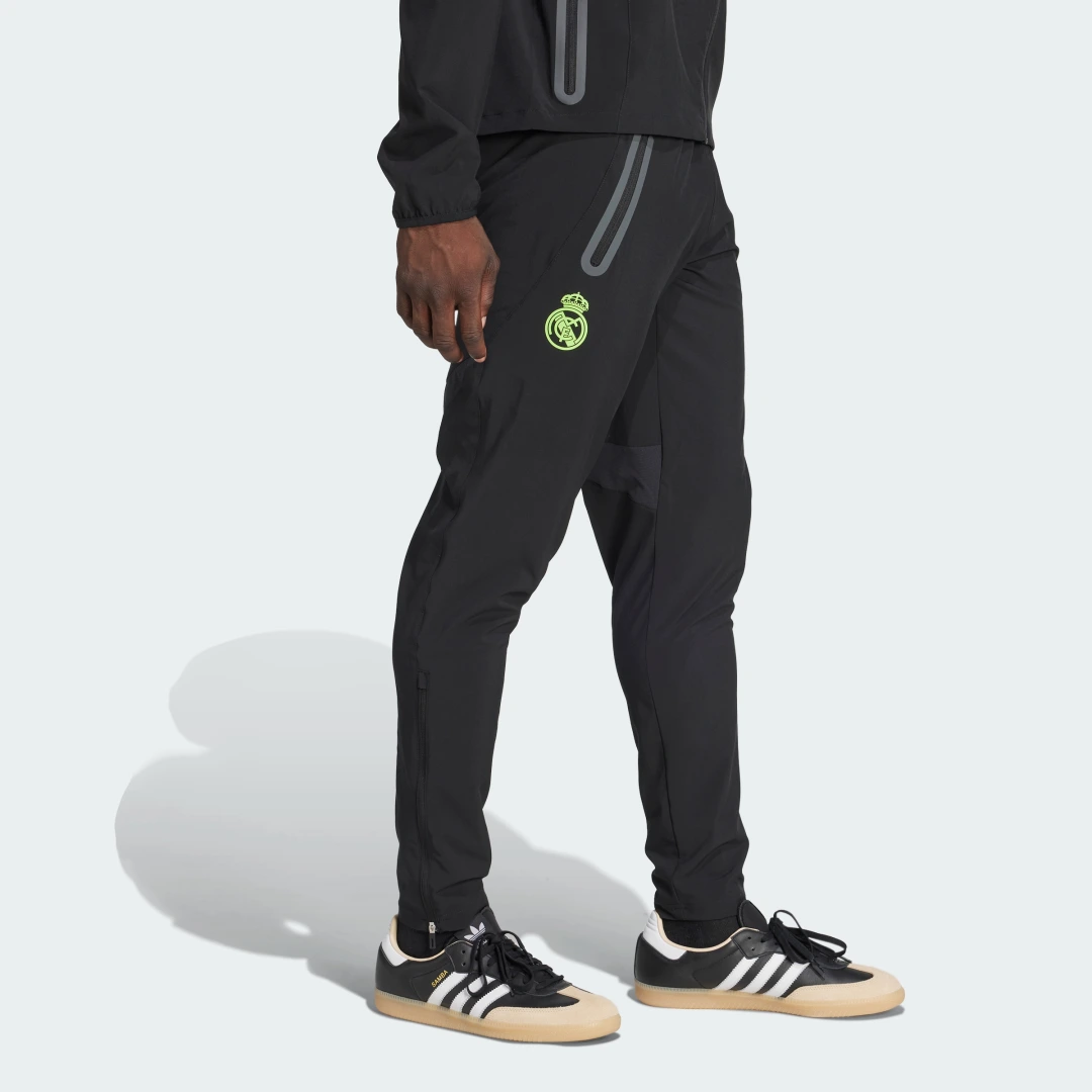 Thumbnail 2 de Pantalón Real Madrid Tiro 25 Pro Vis Tech Travel de Adidas – Negro