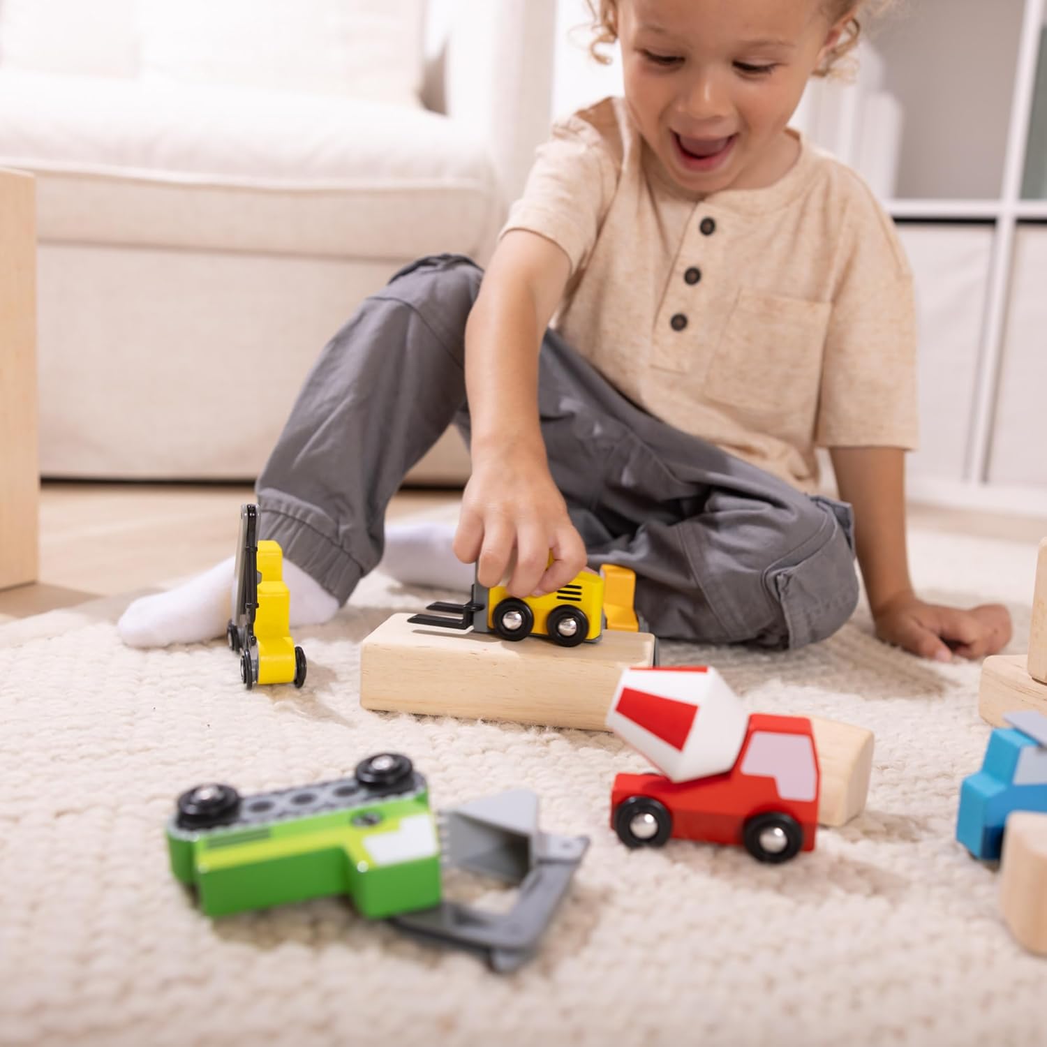 Thumbnail 6 de Melissa & Doug Wooden Construction Site Vehicles With Wooden Storage Tray (8 pcs)
