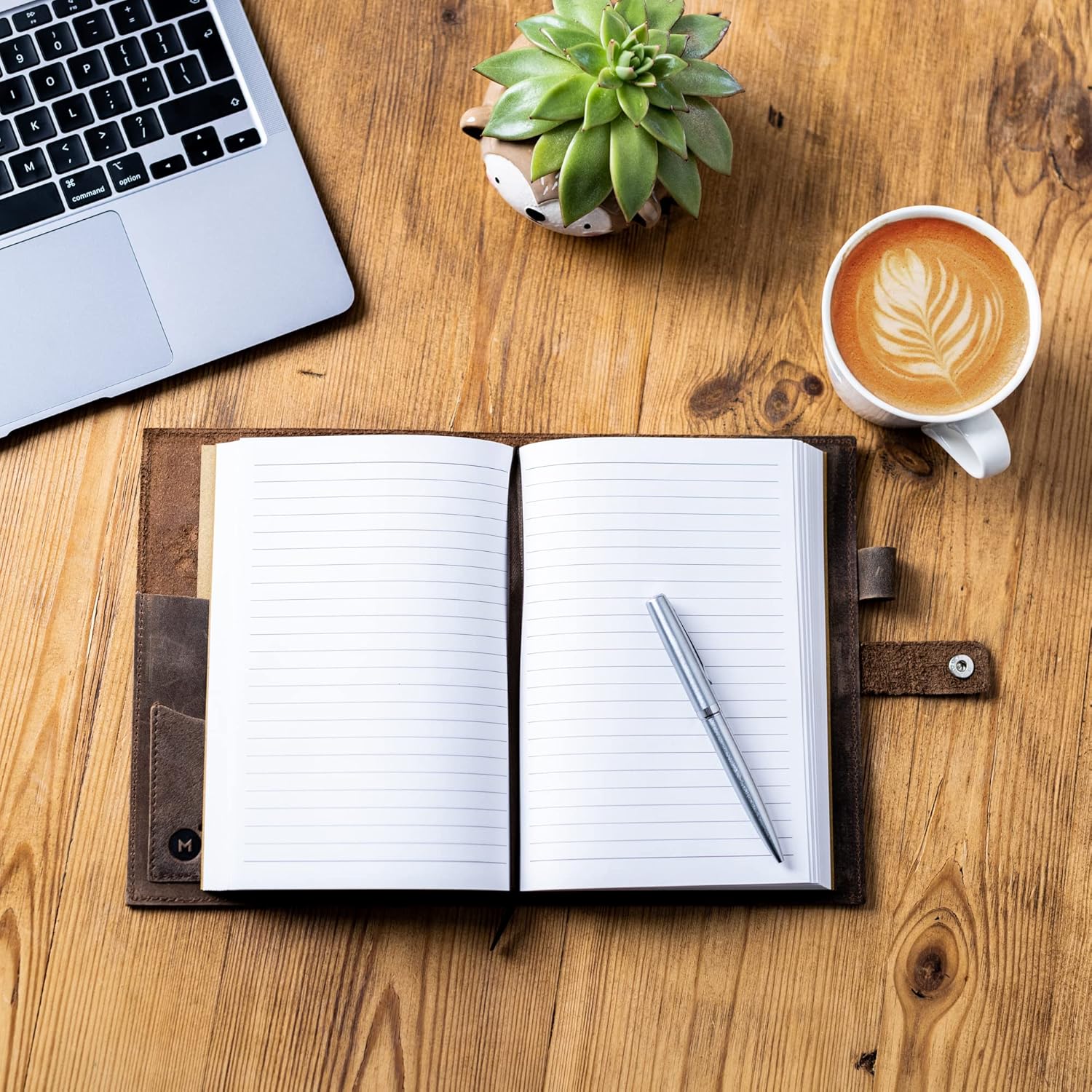Detalle de moonster® Cuaderno A5 Recargable Cuero genuino