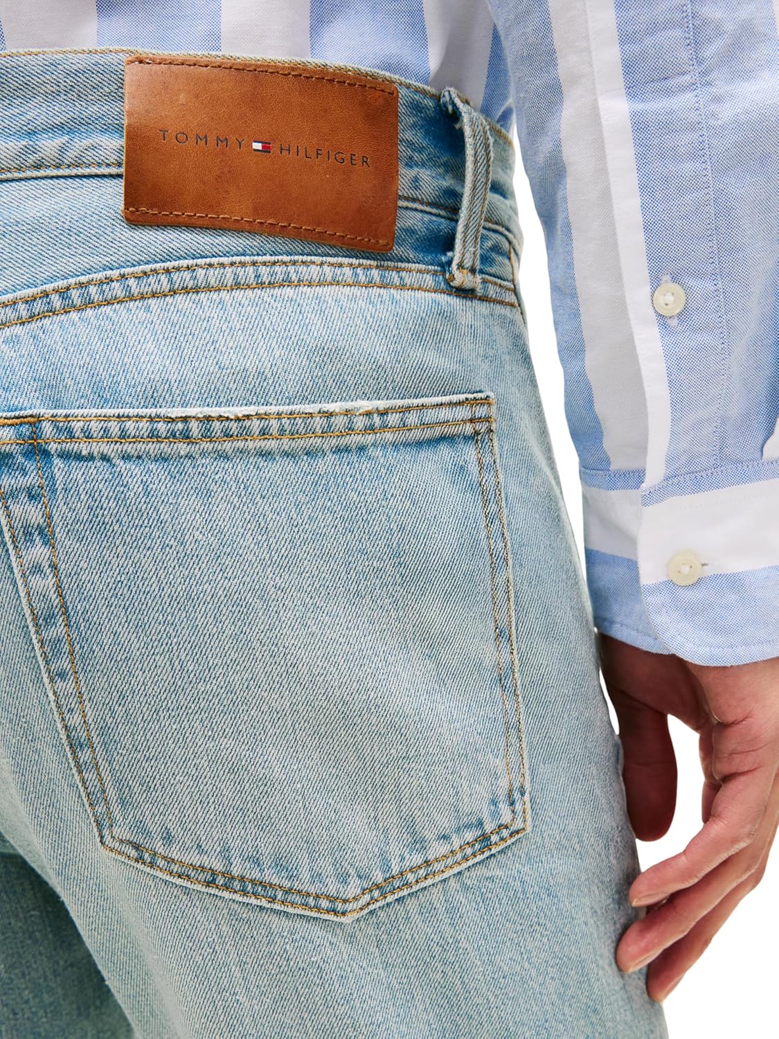 Detalle 1 de Tommy Hilfiger Droit Homme — authenticité et durabilité au quotidien