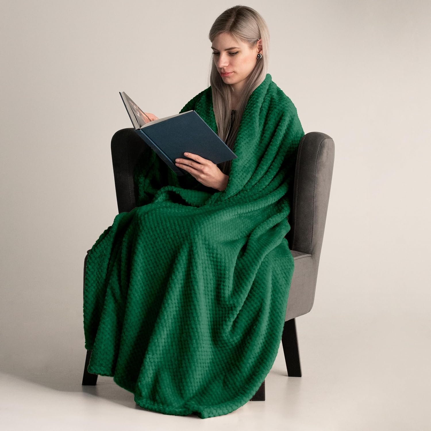 Thumbnail 3 de DecoKing Couverture Polaire 170 x 210 cm – Plaid Doux en Microfibre, Chaude et Légère