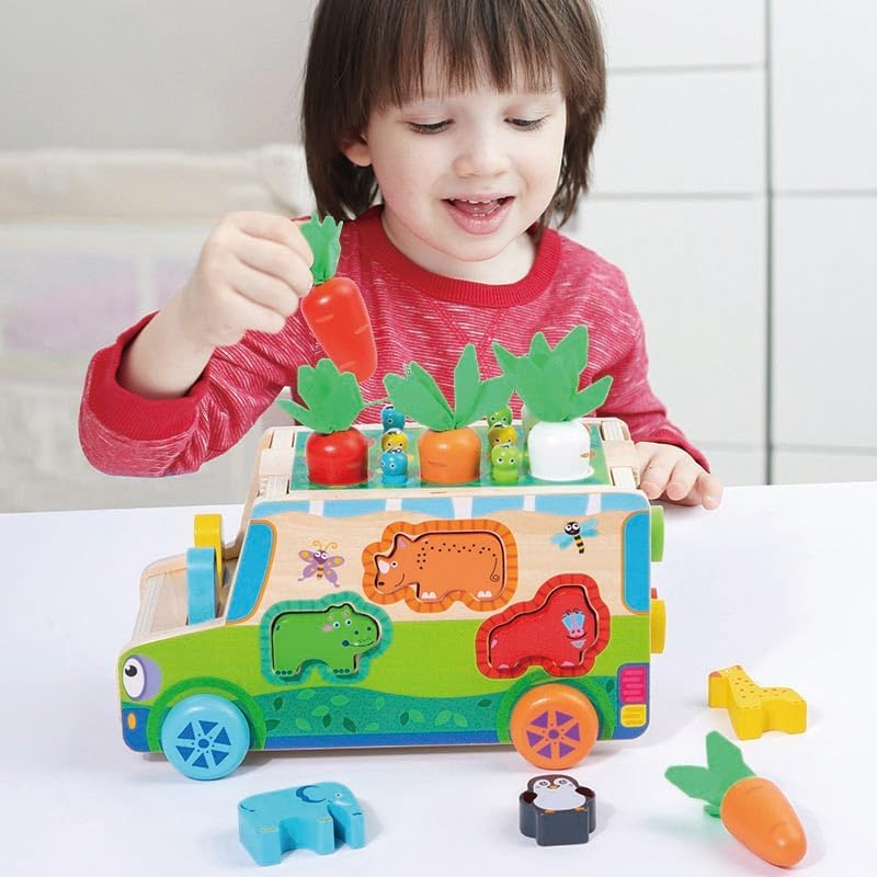 Detalle 2 de KUKUTrue 001 Montessori-houten speelgoedset met auto, dieren en radijsjes