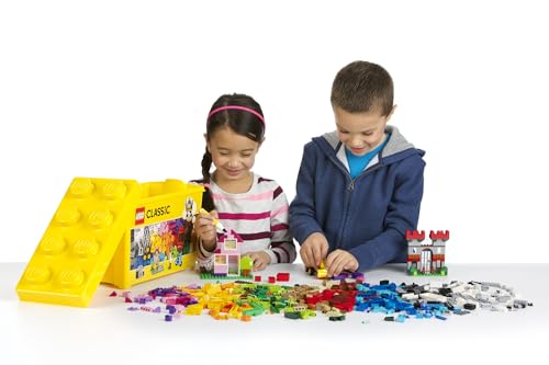 Detalle de LEGO Classic Large Creative Brick Box 10698 Review: Is It Worth It for Open-Ended Building Fun?
