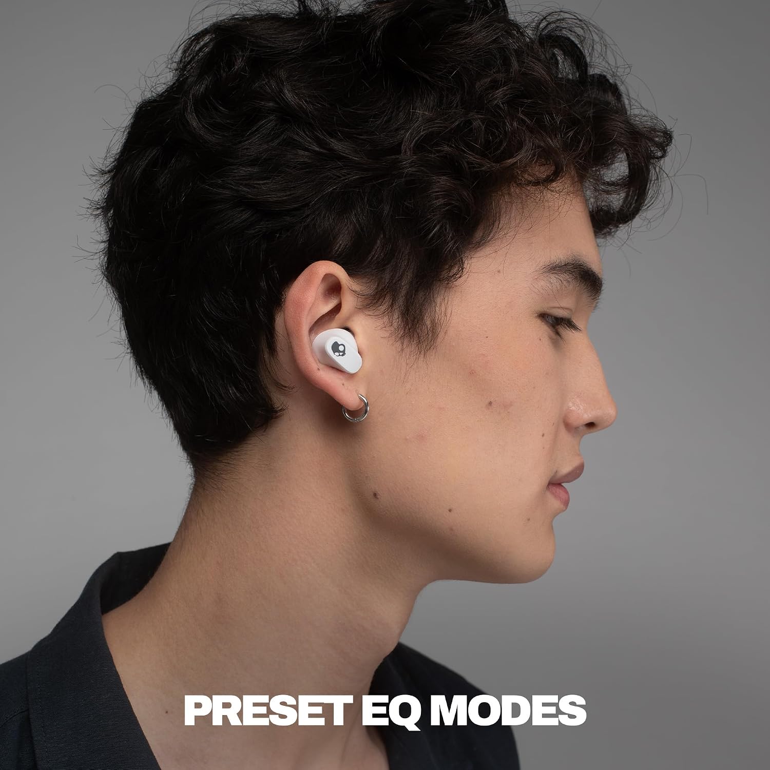 Detalle de Skullcandy Smokin’ Buds 360 S2SPW-T001 Wireless Earbuds, Bone, IPX4