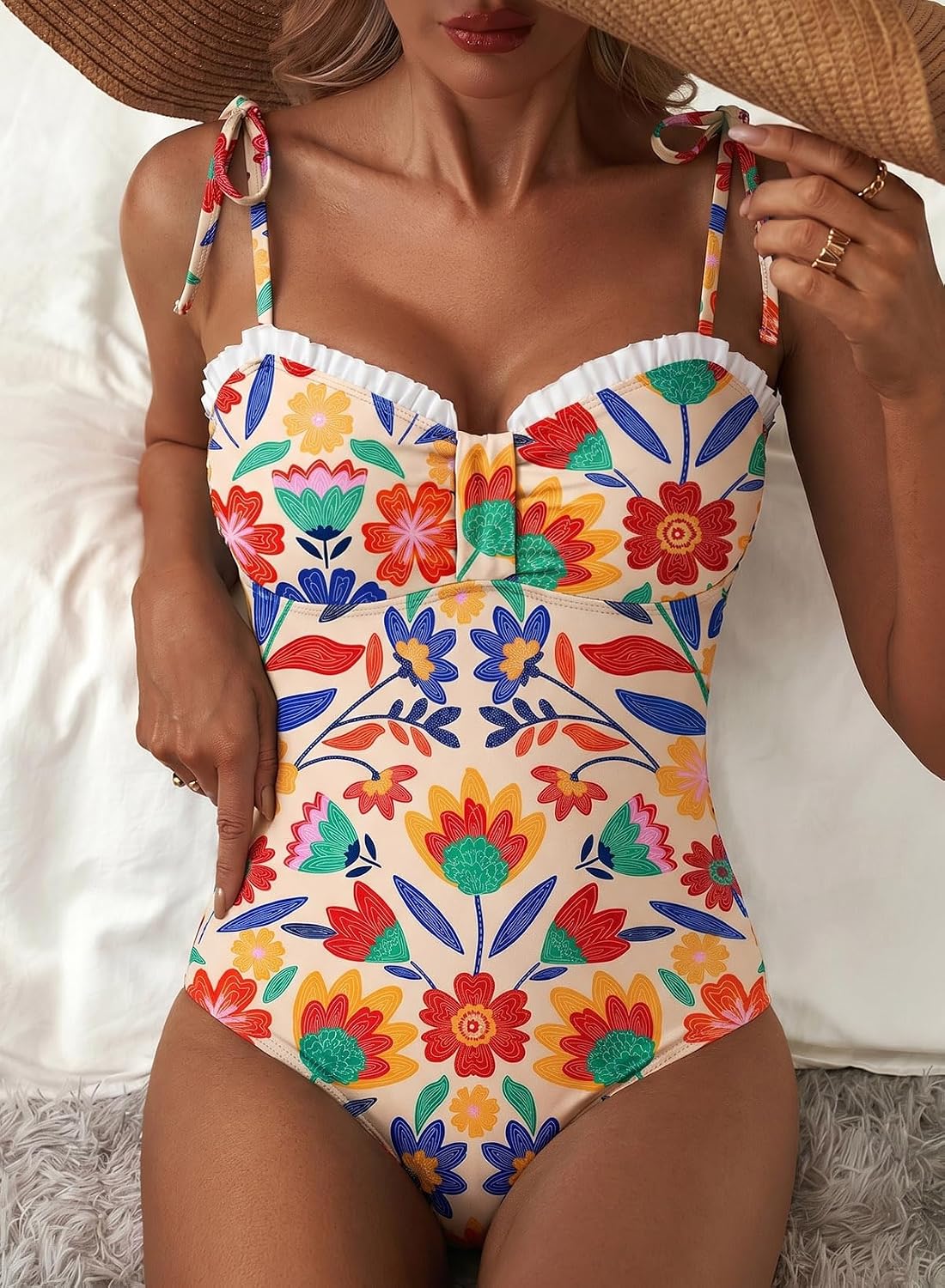 Detalle de Herseas Women's Striped One-Piece Swimsuit with Tie Shoulder and High Cut – 2026 Summer Beach Swimwear
