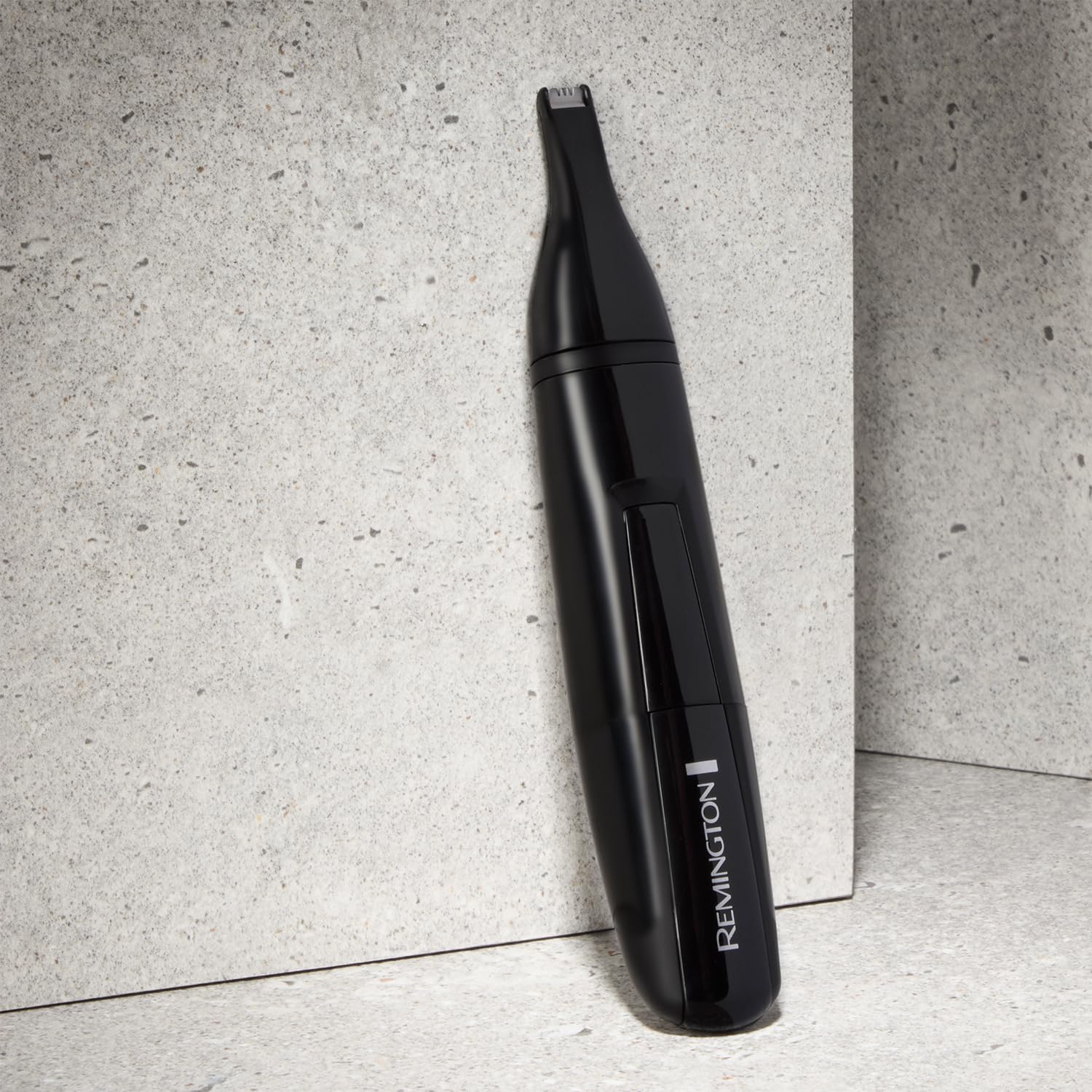 Detalle 2 de Remington NE3150 Tondeuse nez 1 pile AA