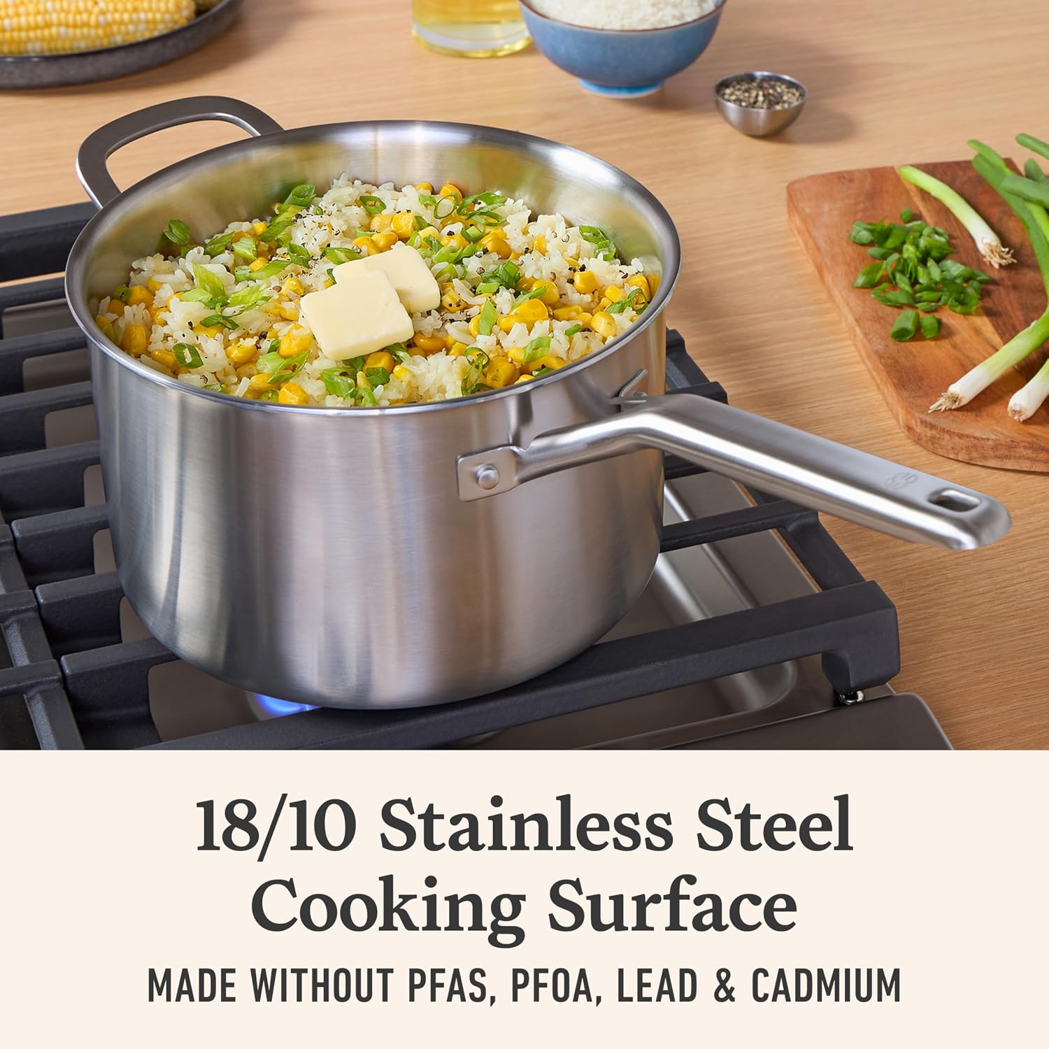 Detalle 2 de Calphalon Stainless Steel Saucepan 4.5-Qt