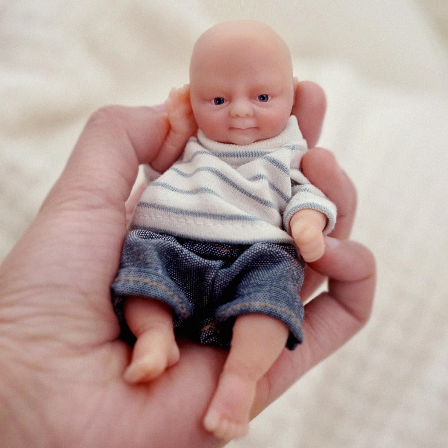 Detalle 2 de Mire & Mire 4.5" Micro Preemie Silicone Baby Doll