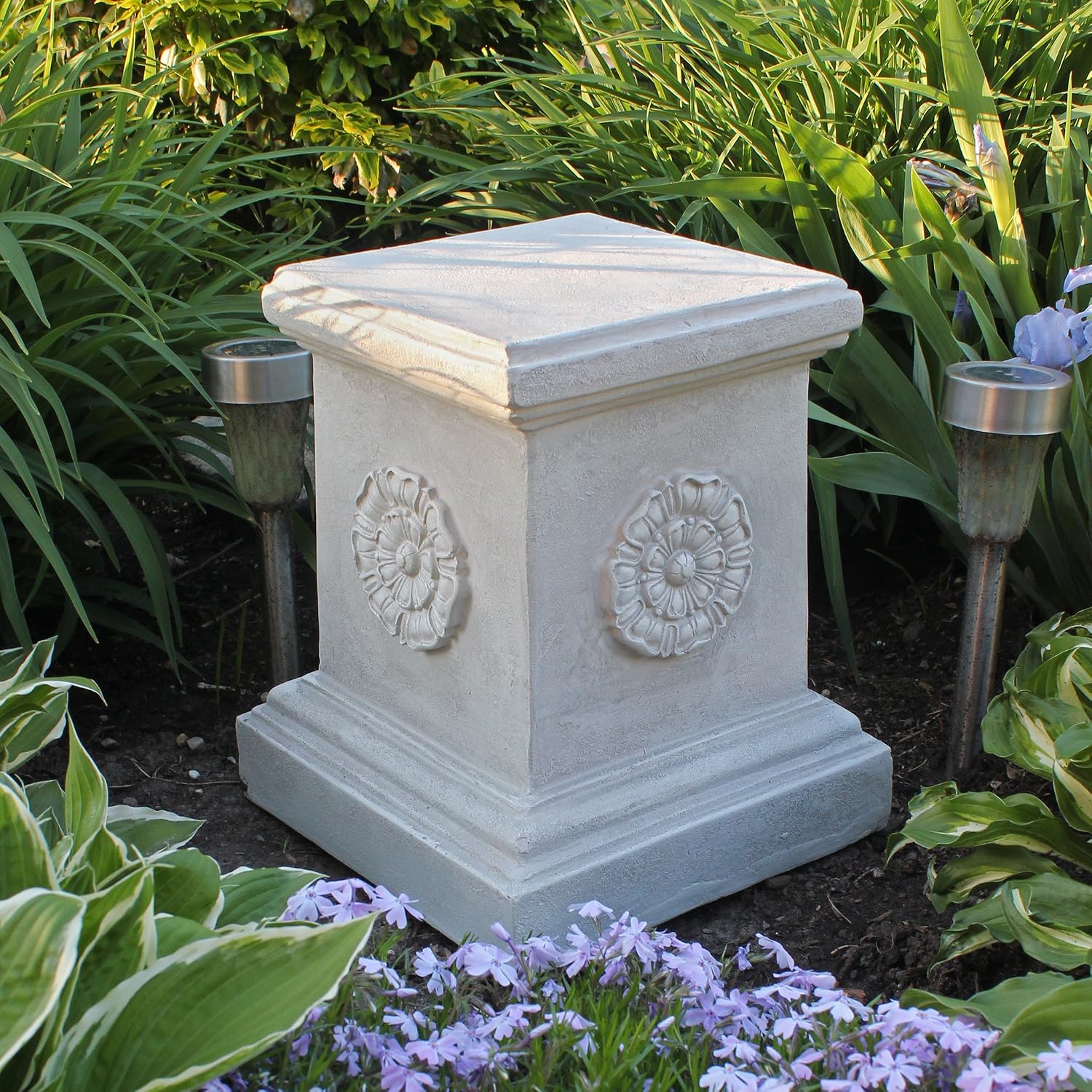 Detalle 2 de Design Toscano CL5194 – postument ogrodowy z rozetą, 33 cm, efekt antycznego kamienia