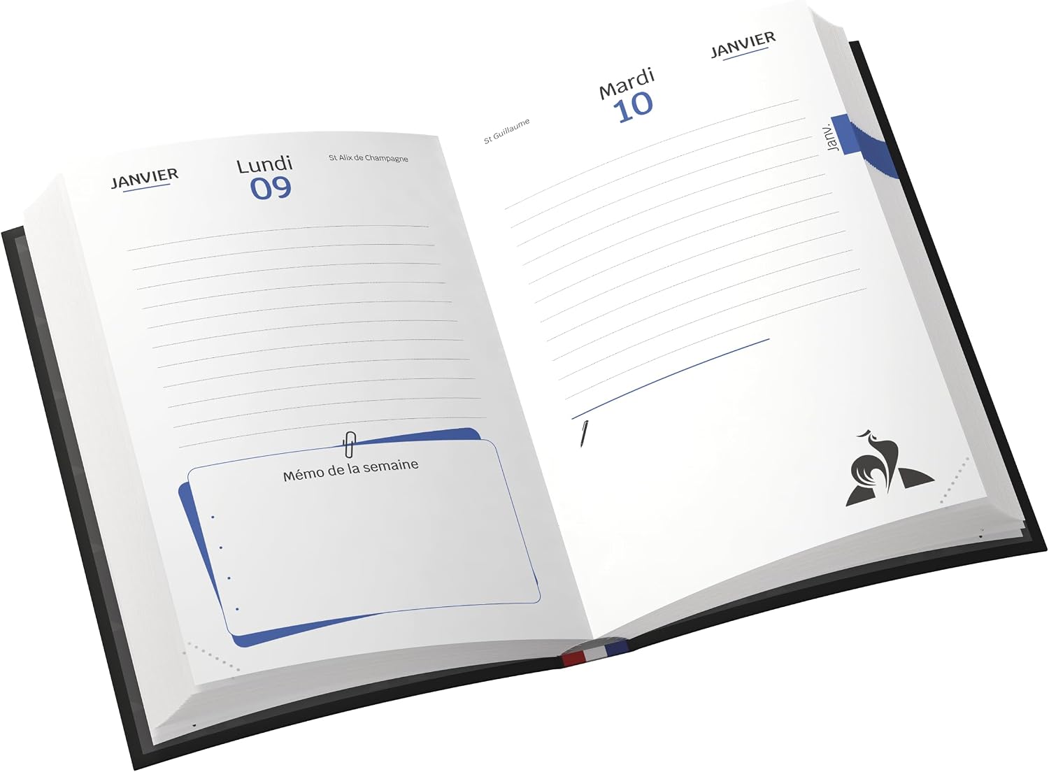 Detalle de LE COQ SPORTIF Agenda Scolaire 2026-2027 — Couverture en polyuréthane, logo brodé, 12x17 cm, décor bleu