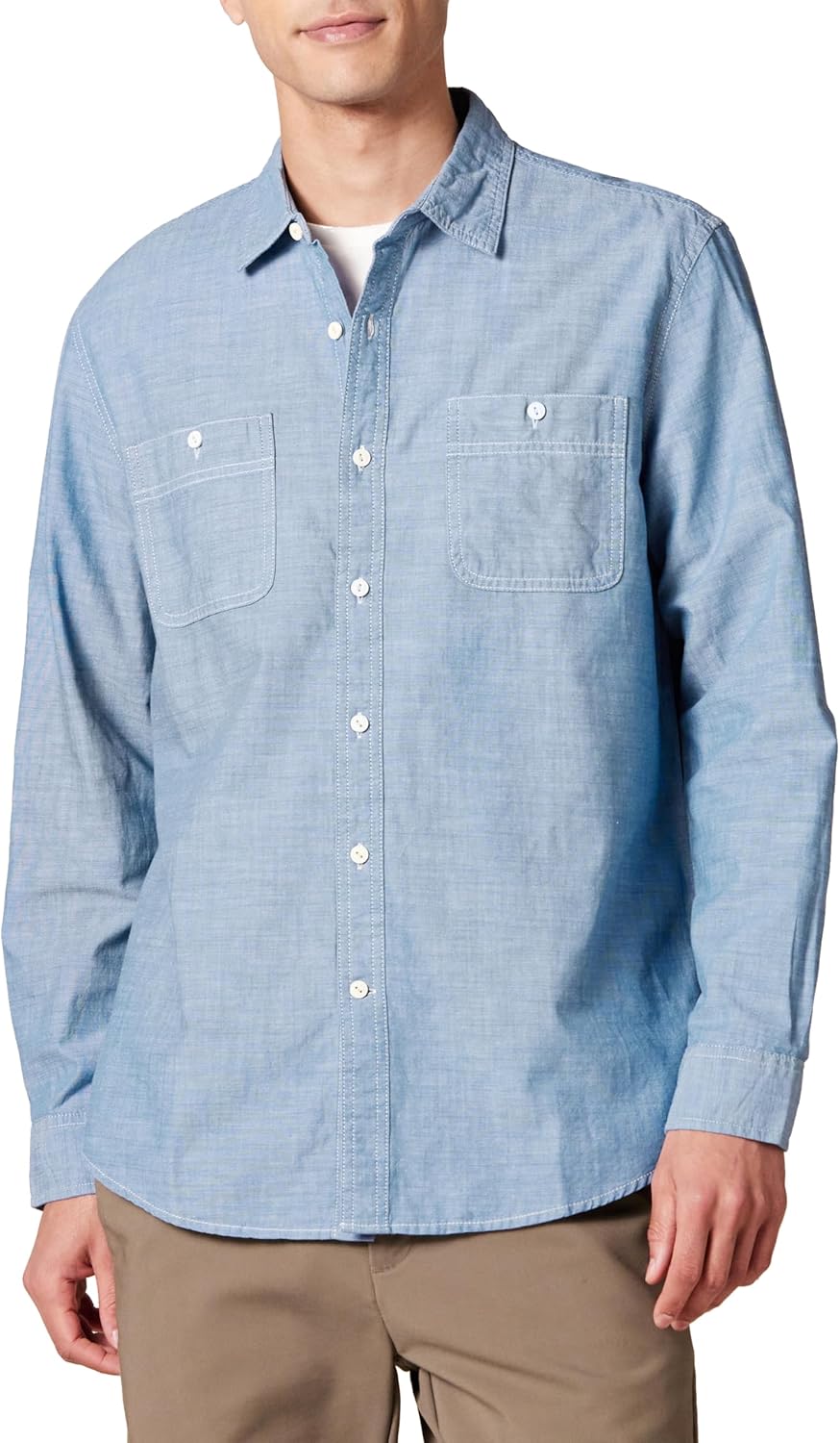 Thumbnail 4 de Amazon Essentials Men’s Regular-fit Long-Sleeve Chambray Shirt (100% cotton, with double chest pockets)