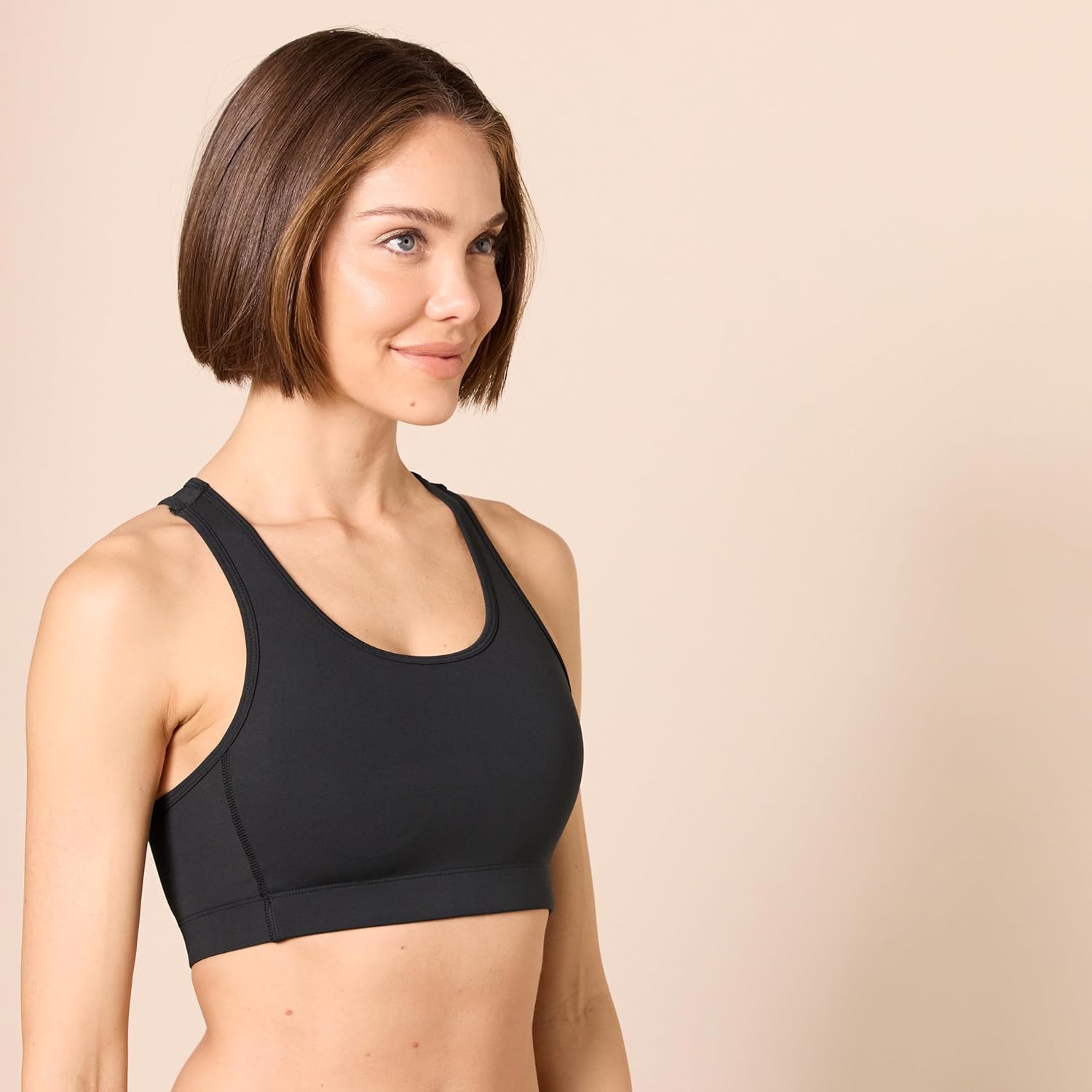 Detalle 2 de Amazon Essentials Women's Active Sculpt Medium Support Sports Bra