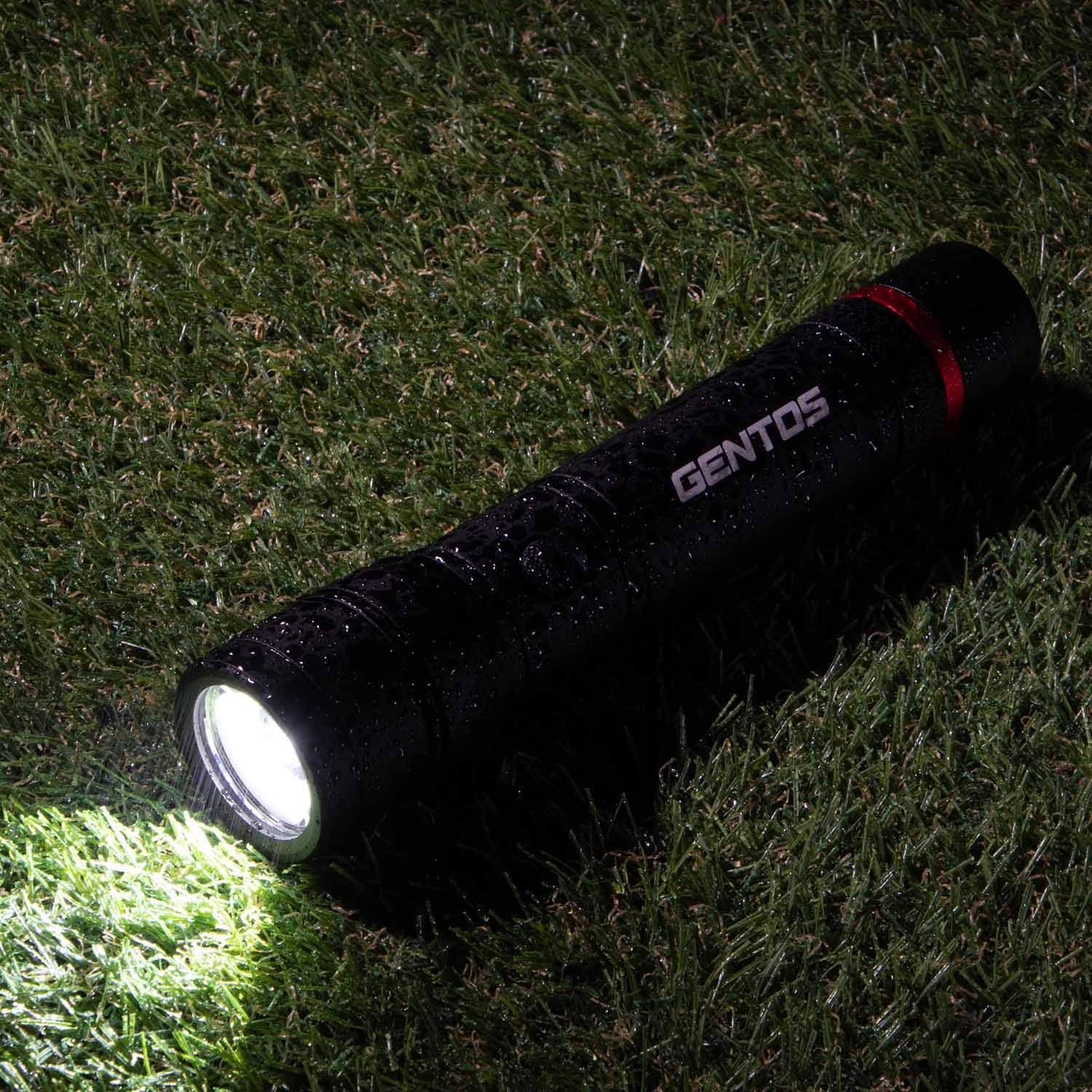Detalle 2 de GENTOS RX-022DS LED懐中電灯 600ルーメン・4段階調光・フォーカスコントロール