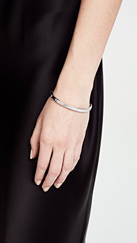 Detalle de Kate Spade New York - Pulsera Metálica Brillante con Piedras