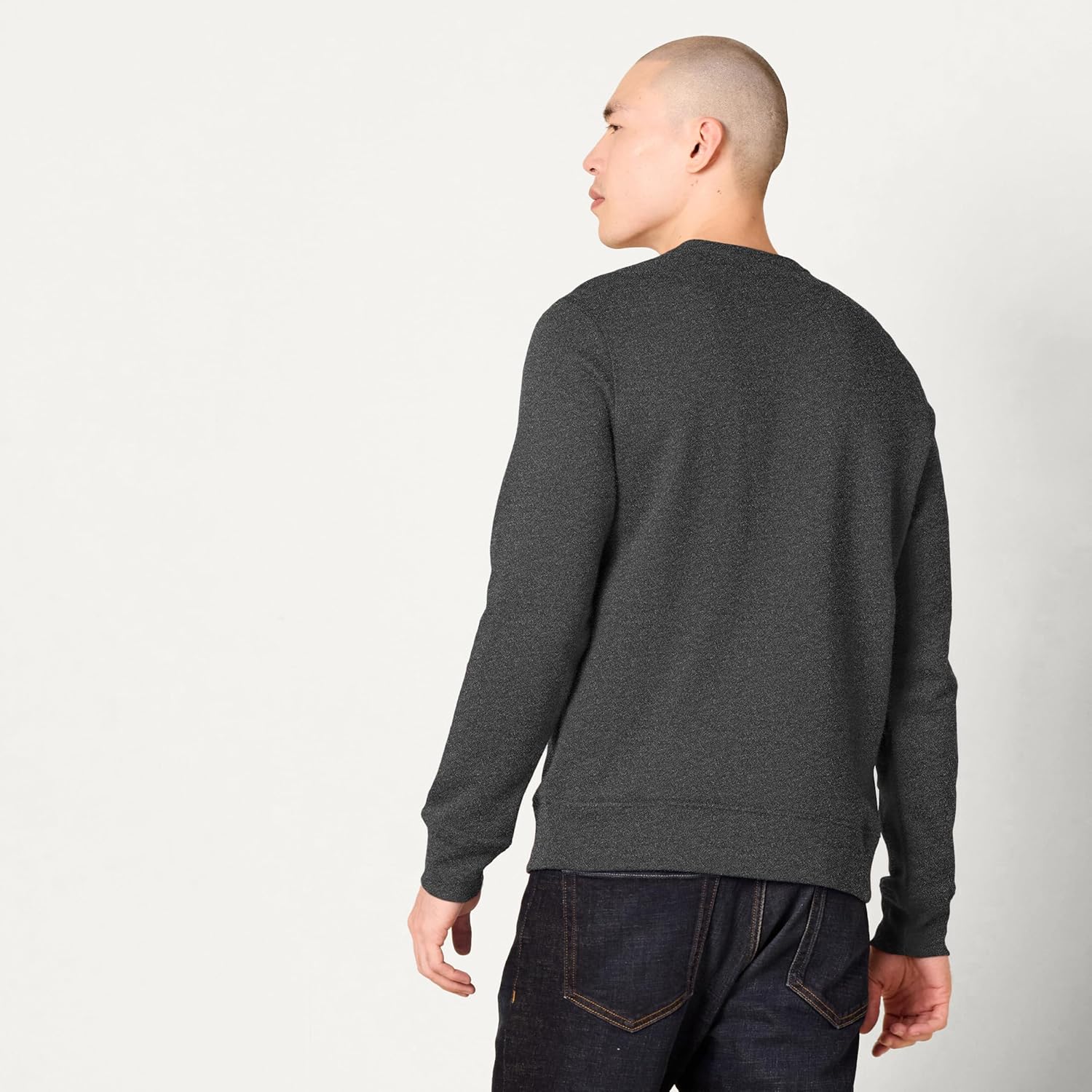 Thumbnail 3 de Amazon Essentials Herren Fleece-Sweatshirt mit Rundhalsausschnitt – Big & Tall