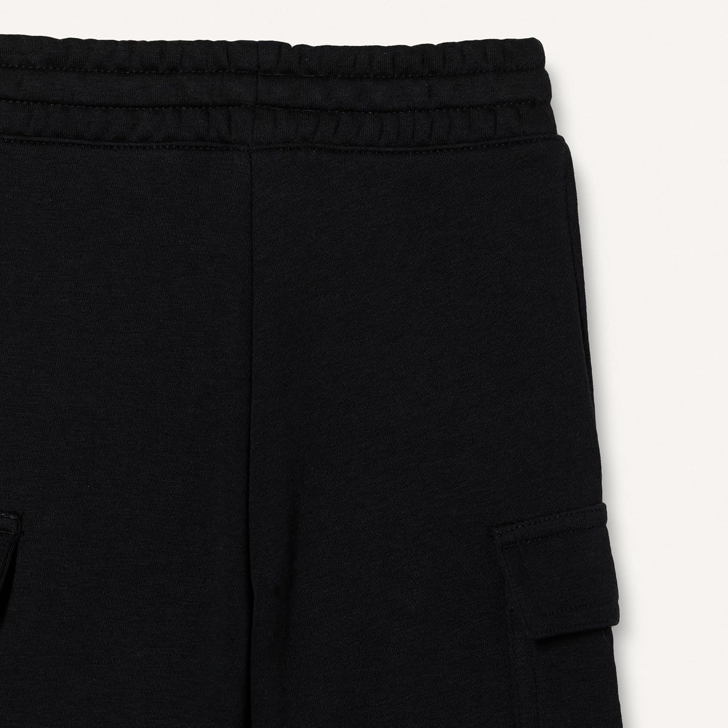 Thumbnail 4 de Amazon Essentials Boy’s Terry Cargo Sweat Shorts