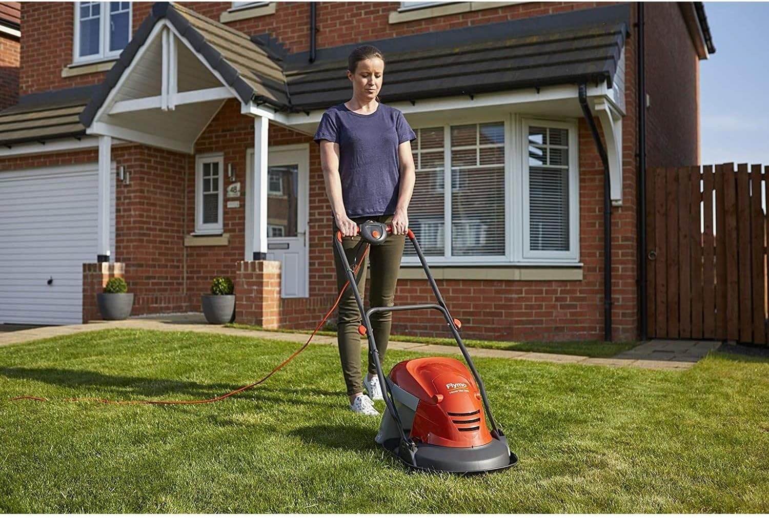 Thumbnail 5 de Flymo Hover Vac 250 25cm electric hover mower