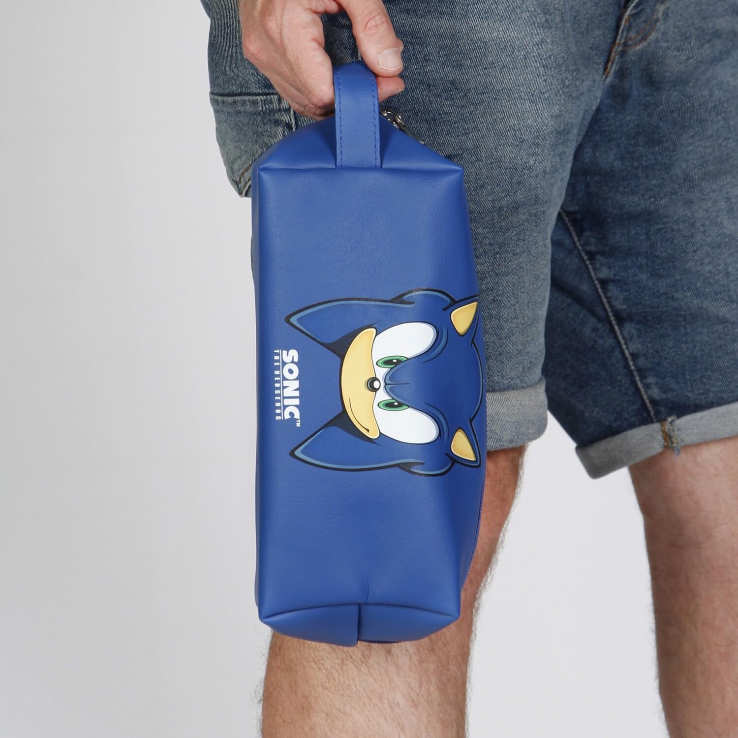 Detalle de Sonic The Hedgehog SEGA - Sonic Sight: Borsa da Toilette da Viaggio Brick Plus Blu, 25 x 12 cm