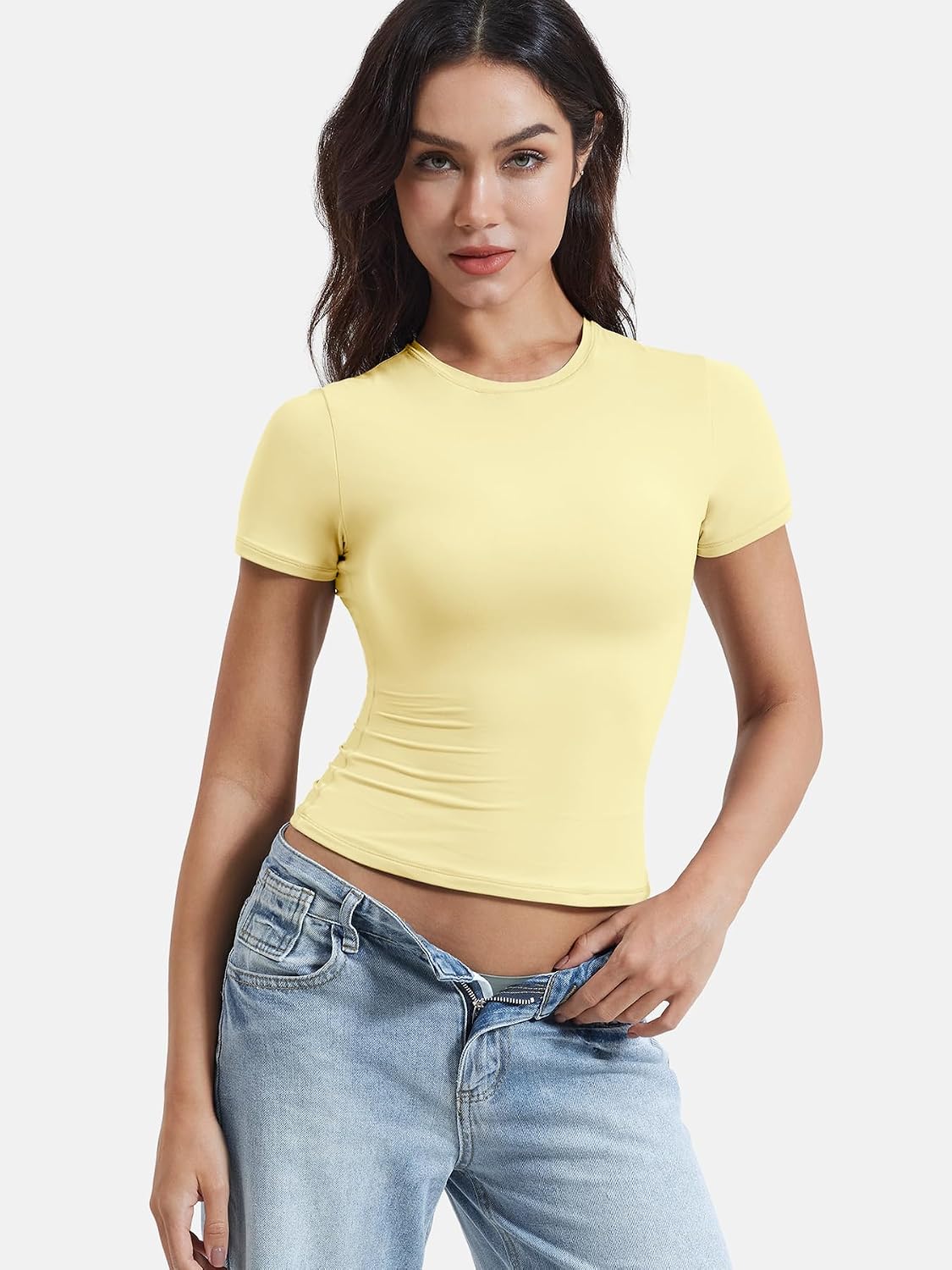 Detalle 2 de YEOREO Ease Women’s Fitted Double-Lined Compression Crop Top