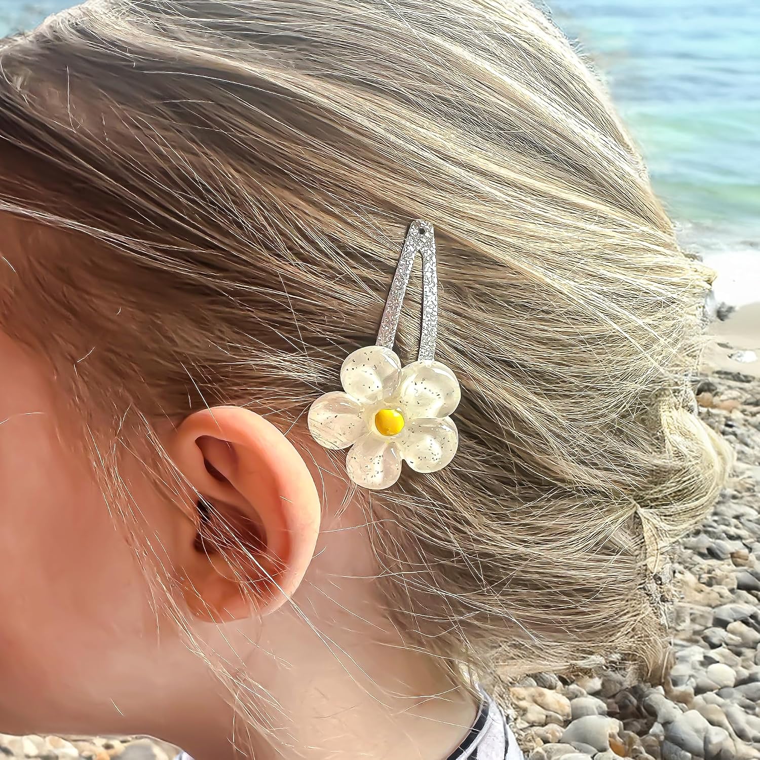 Detalle de HAARallerliebst Haarschmuck Set – 4-teilig mit großen Blumen, Glitzer in Rosa/Weiß, inkl. Schachtel (pink)