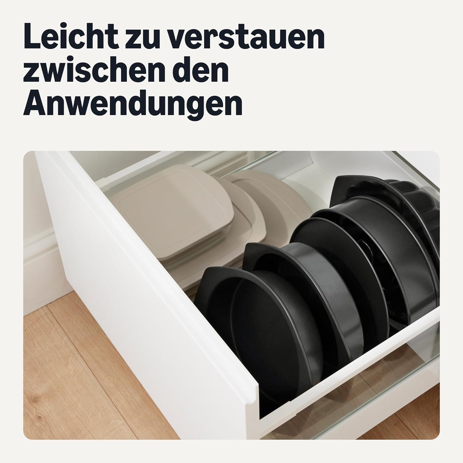 Detalle 2 de Amazon Basics Antihaft-Springform 25,4 cm – Ofenfest, Spülmaschinenfest, Antihaftbeschichtung
