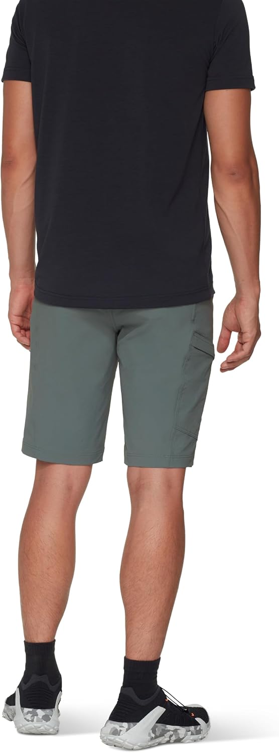 Detalle de Mammut Runbold Shorts: libertà di movimento e comfort per attività outdoor
