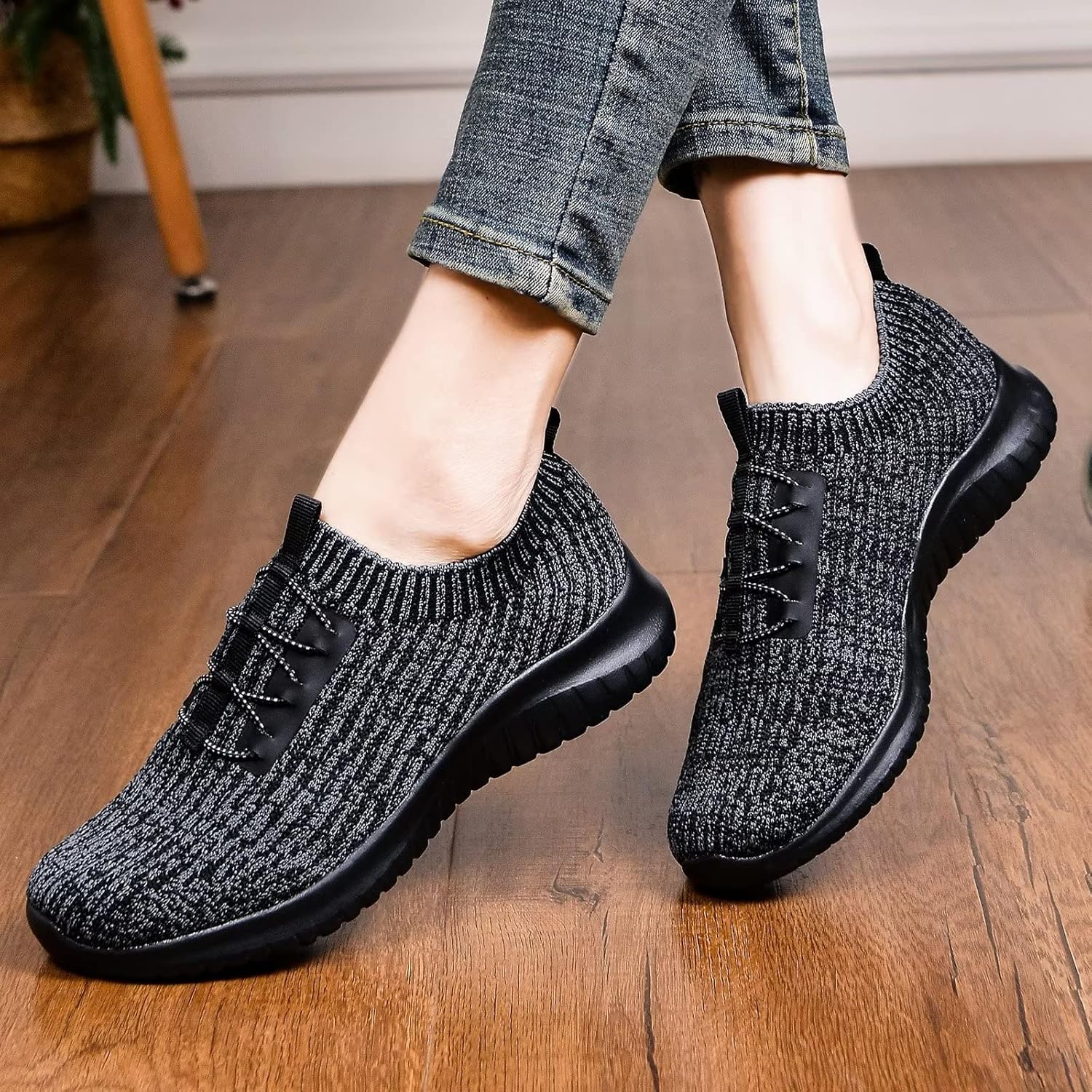 Thumbnail 2 de TIOSEBON Women's Slip On Walking Shoes – Lightweight Casual Running Sneakers