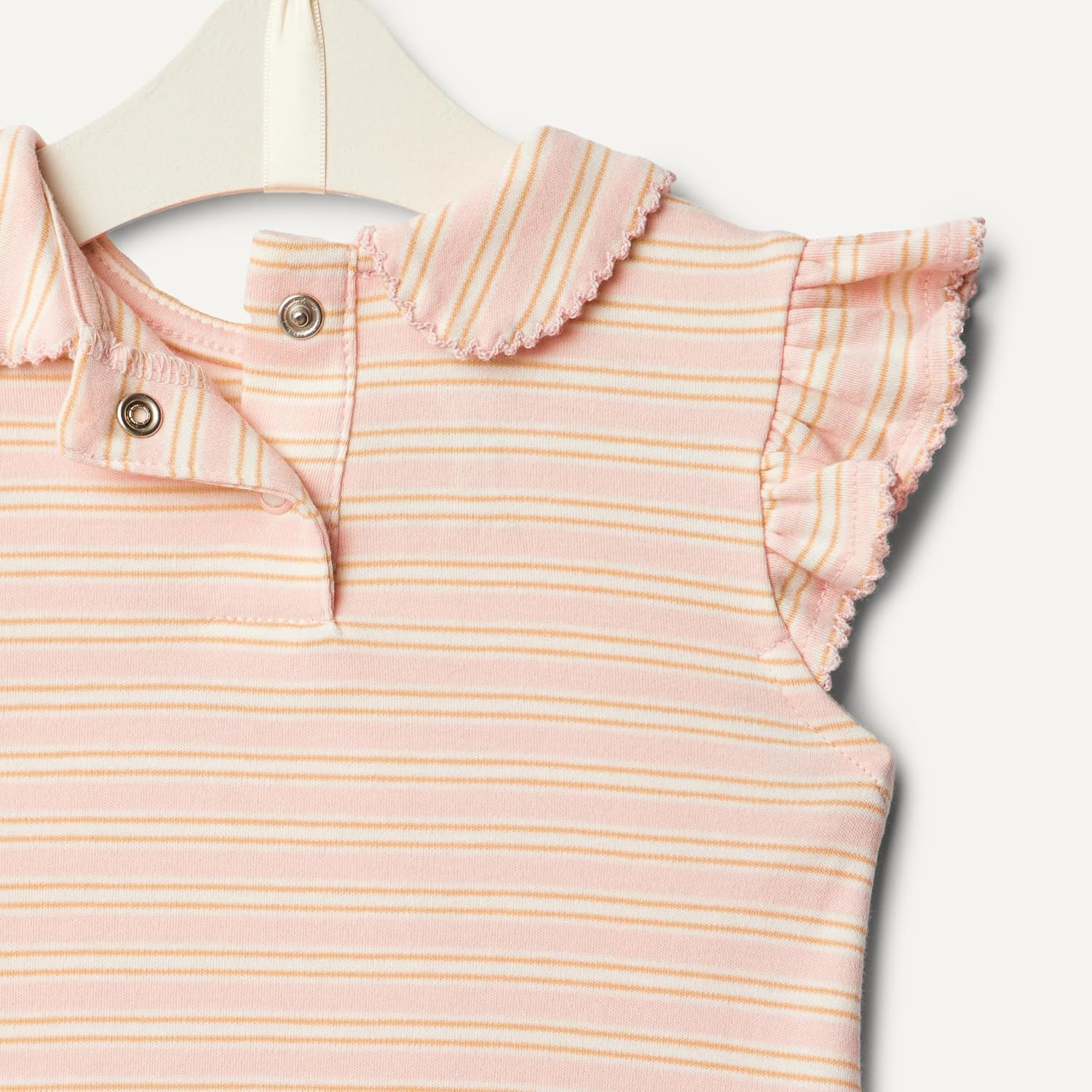 Detalle de Amazon Essentials x Sofia Grainge girls’ 100% cotton short-sleeve blouses with ruffles (pack of 2)