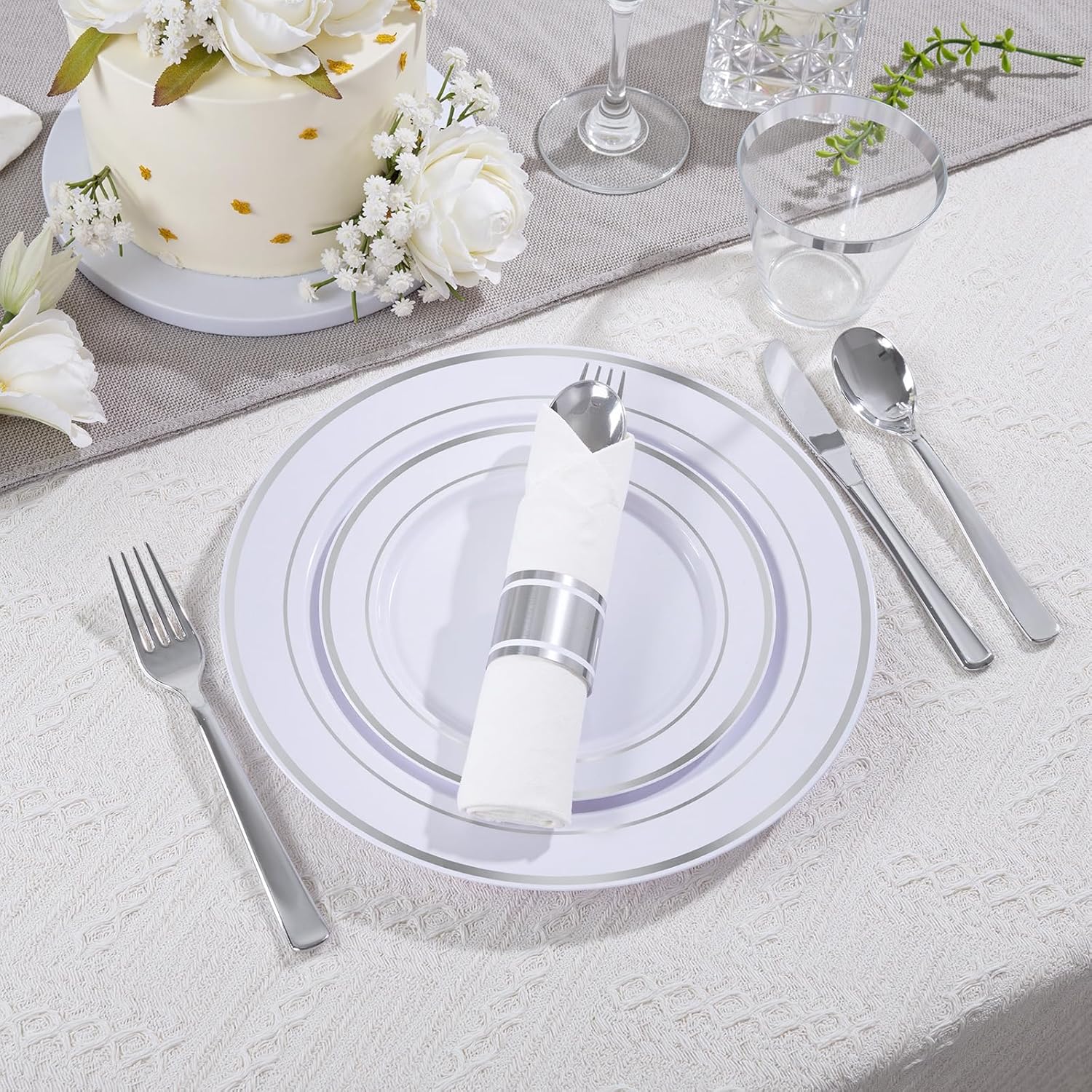 Thumbnail 1 de DaYammi 350-Piece Silver Plastic Dinnerware Set for 50 Guests (Disposable Plates, Cups & Pre-Rolled Napkins)