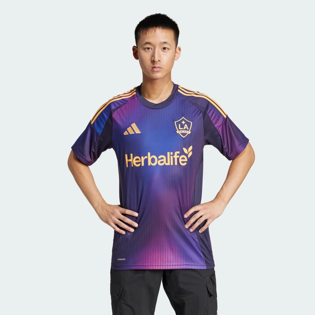 Detalle de Camiseta segunda equipación LA Galaxy 25/26 de Adidas