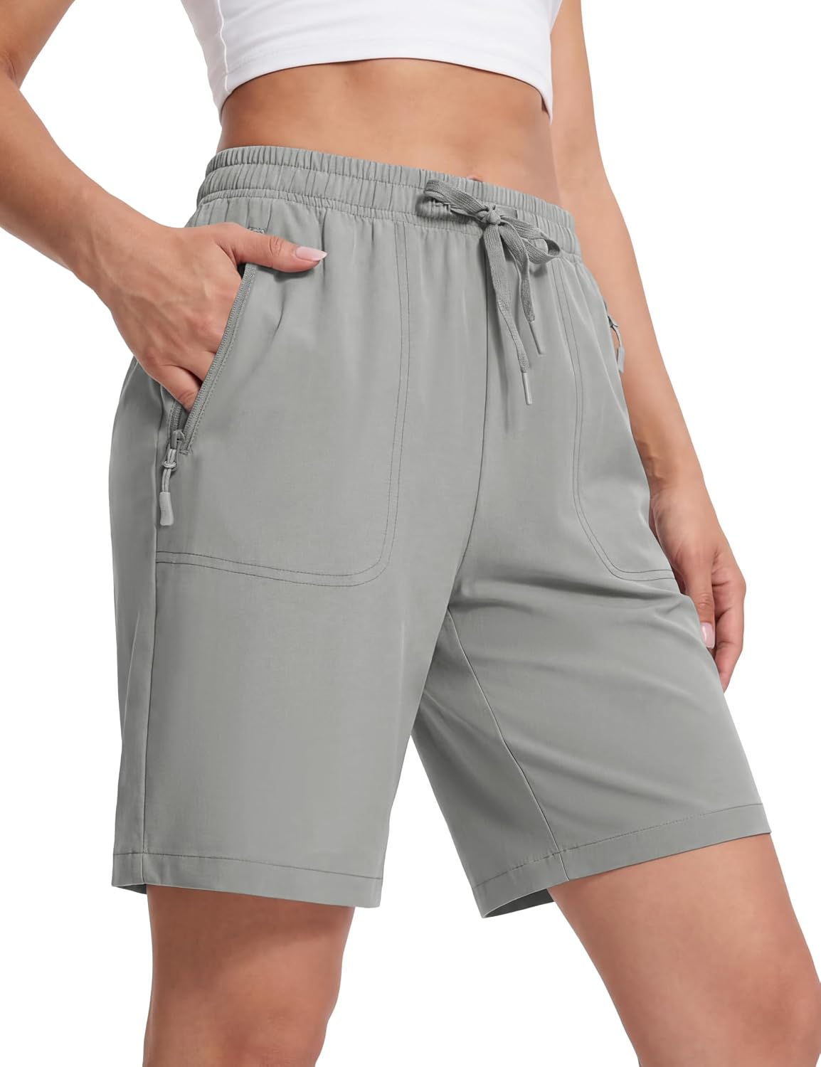 Detalle de MAGCOMSEN Women's 8" Quick-Dry Hiking and Golf Shorts with Zipper Pockets