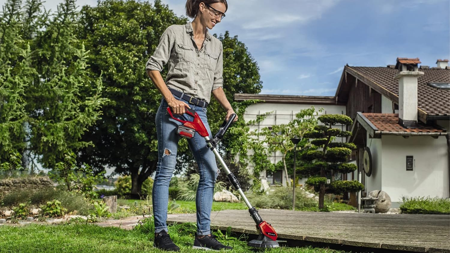 Detalle 2 de Einhell GE-CT 18 Li : coupe-bordures sans fil Power X-Change avec manche télescopique